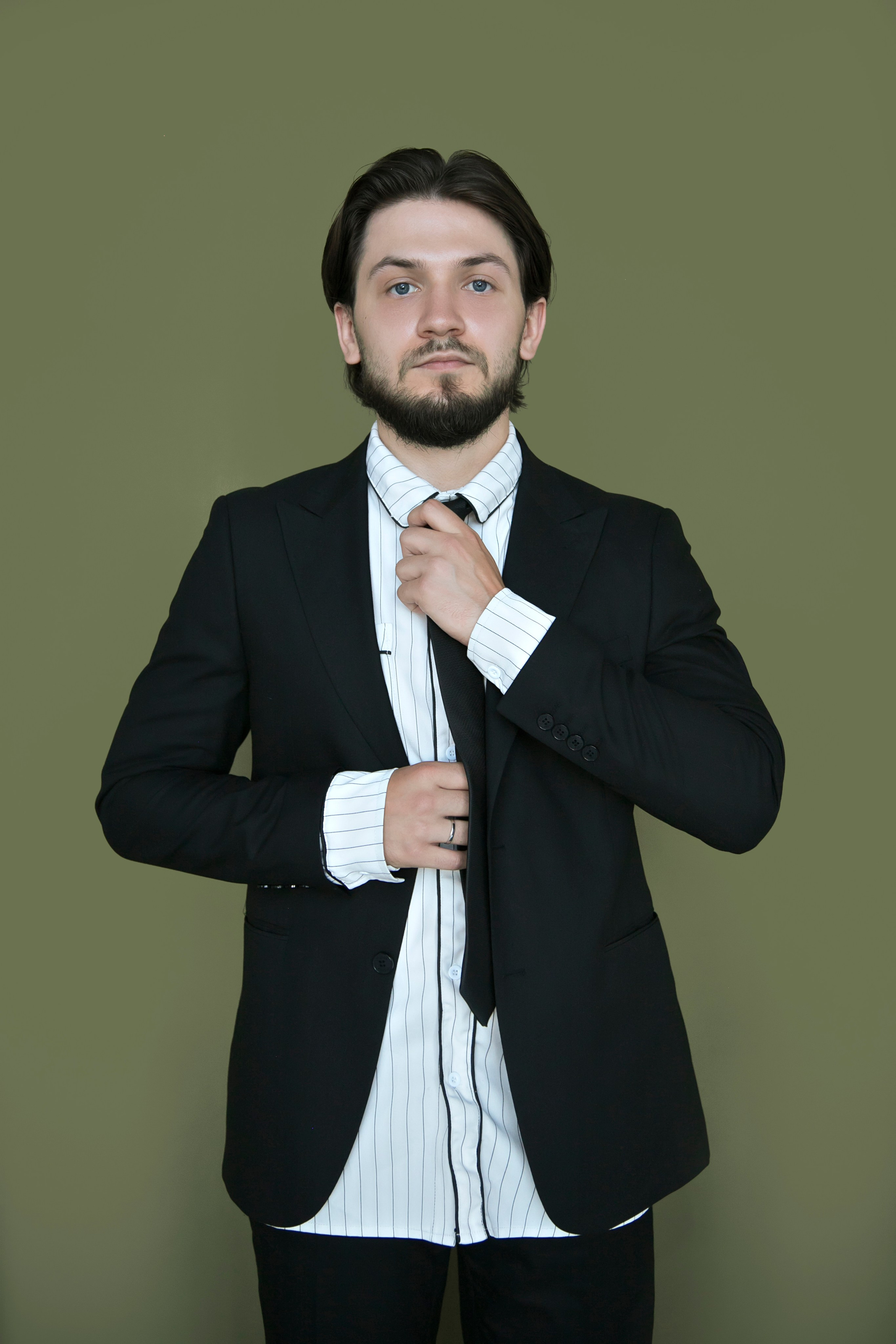 Бизнес портрет мужской. Профессиональный фотограф в Москве
