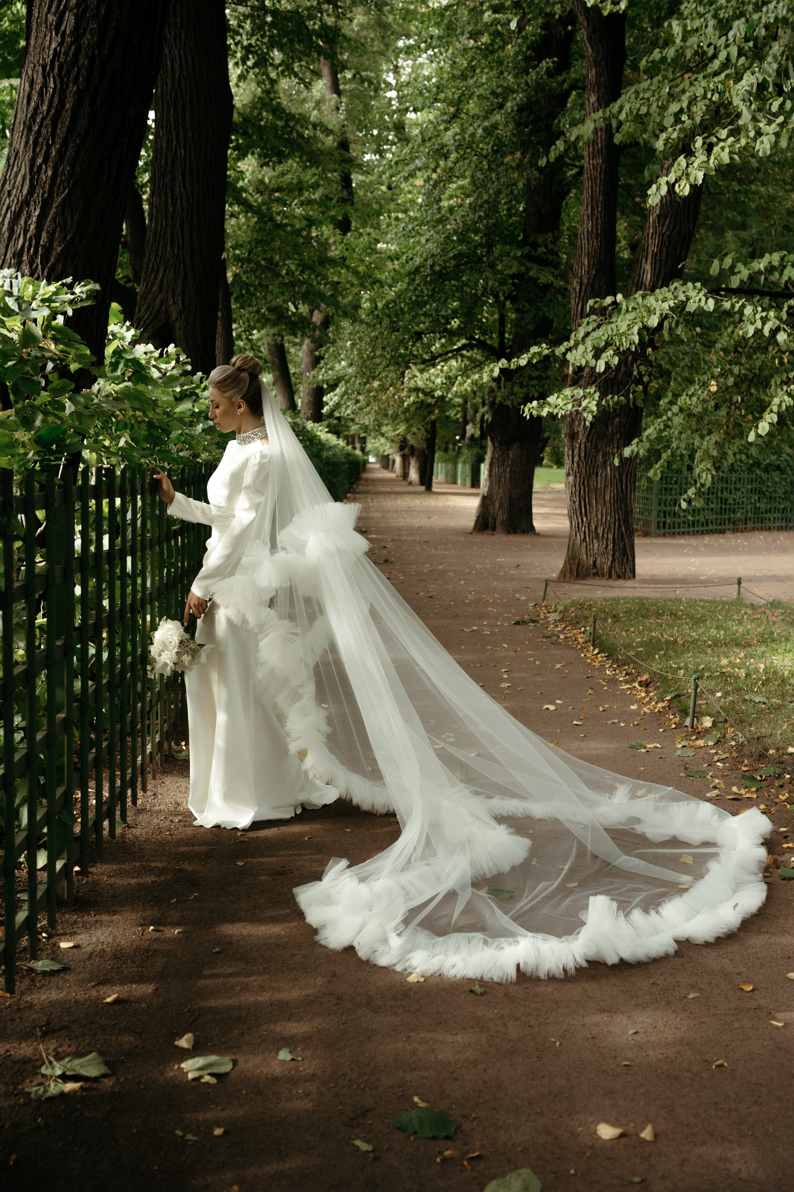 Однажды в летнем саду. Свадебный фотограф в Петербурге Таша Вайб