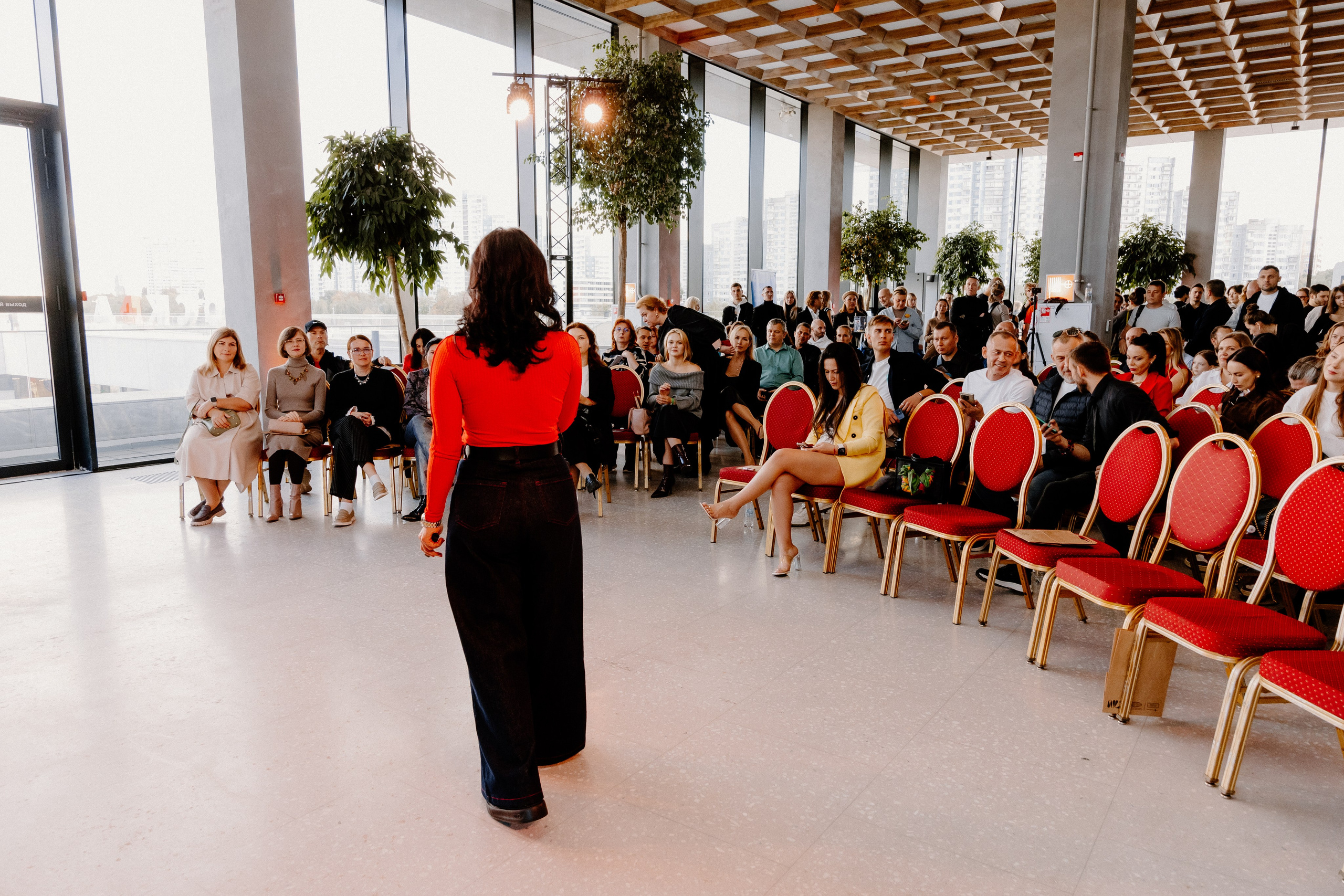 Бизнес —конференция «Южный порт». Свадебный/Портретный фотограф снимаю в Москве