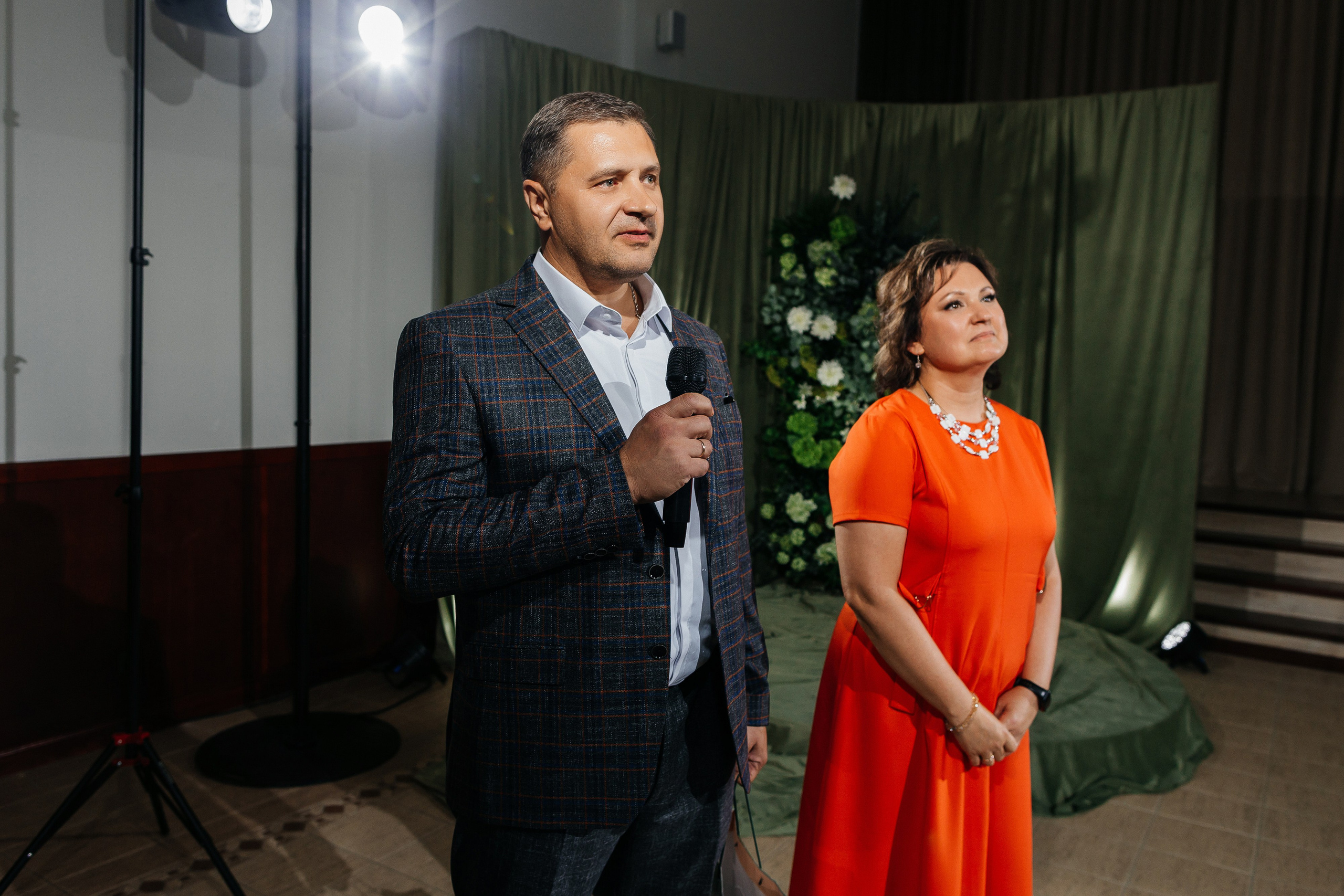 Романтическая выездная церемония. Олег Сверчков | Свадебный фотограф Вологда