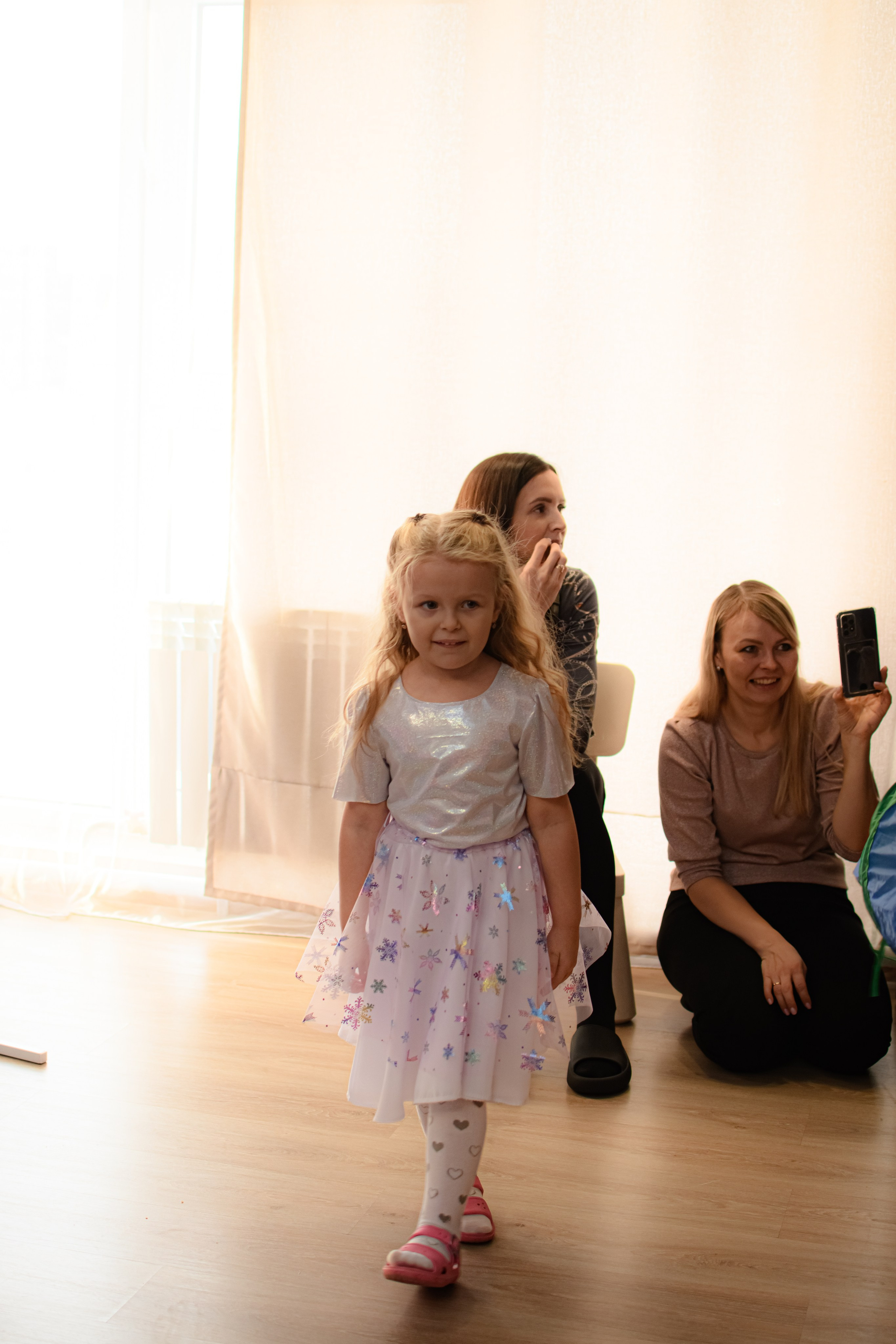 HAPPY NEW YEAR. Photokarish