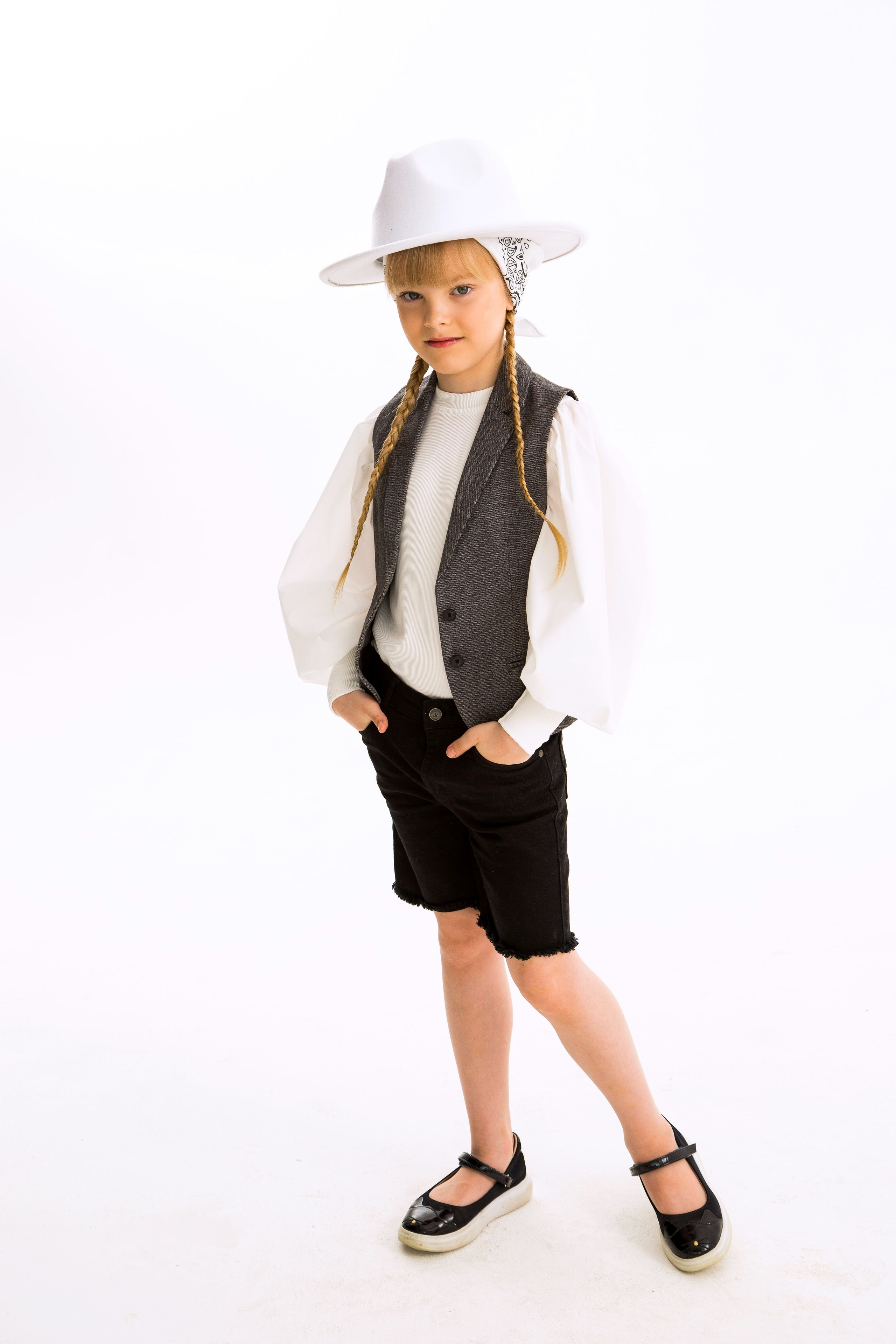 11. Стилист Ирина Велькина