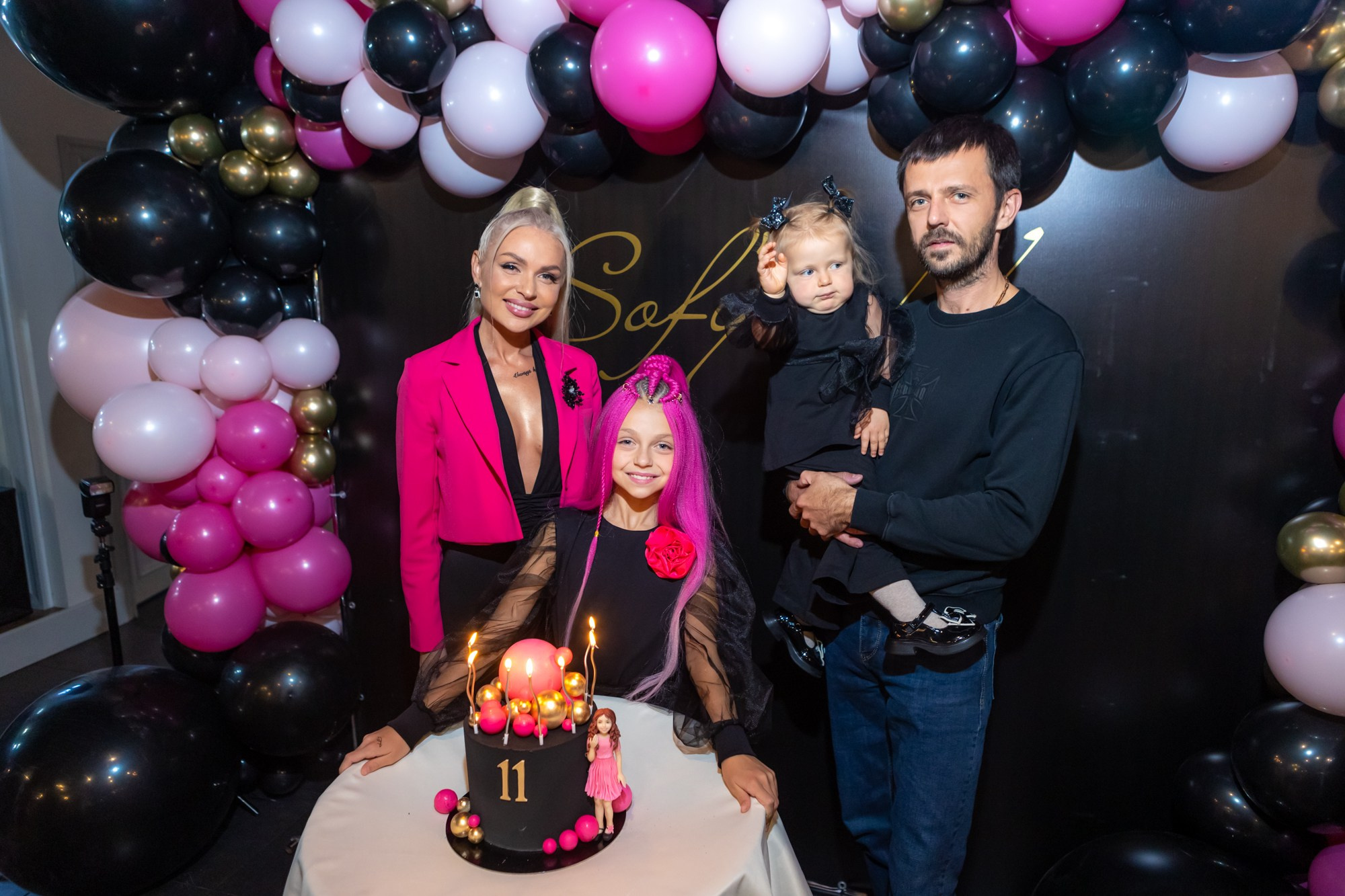 День Рождения в ресторане Космос. Фотограф в Оренбурге. Профессиональный фотограф