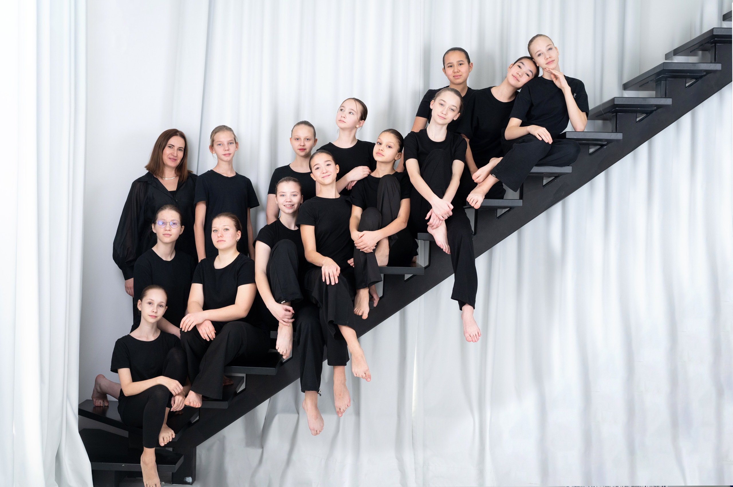 Выпускной альбом хореографичесского коллектива «Пилигрим». Фотограф новорожденных, семейный детский в Тюмени Татьяна Морозова