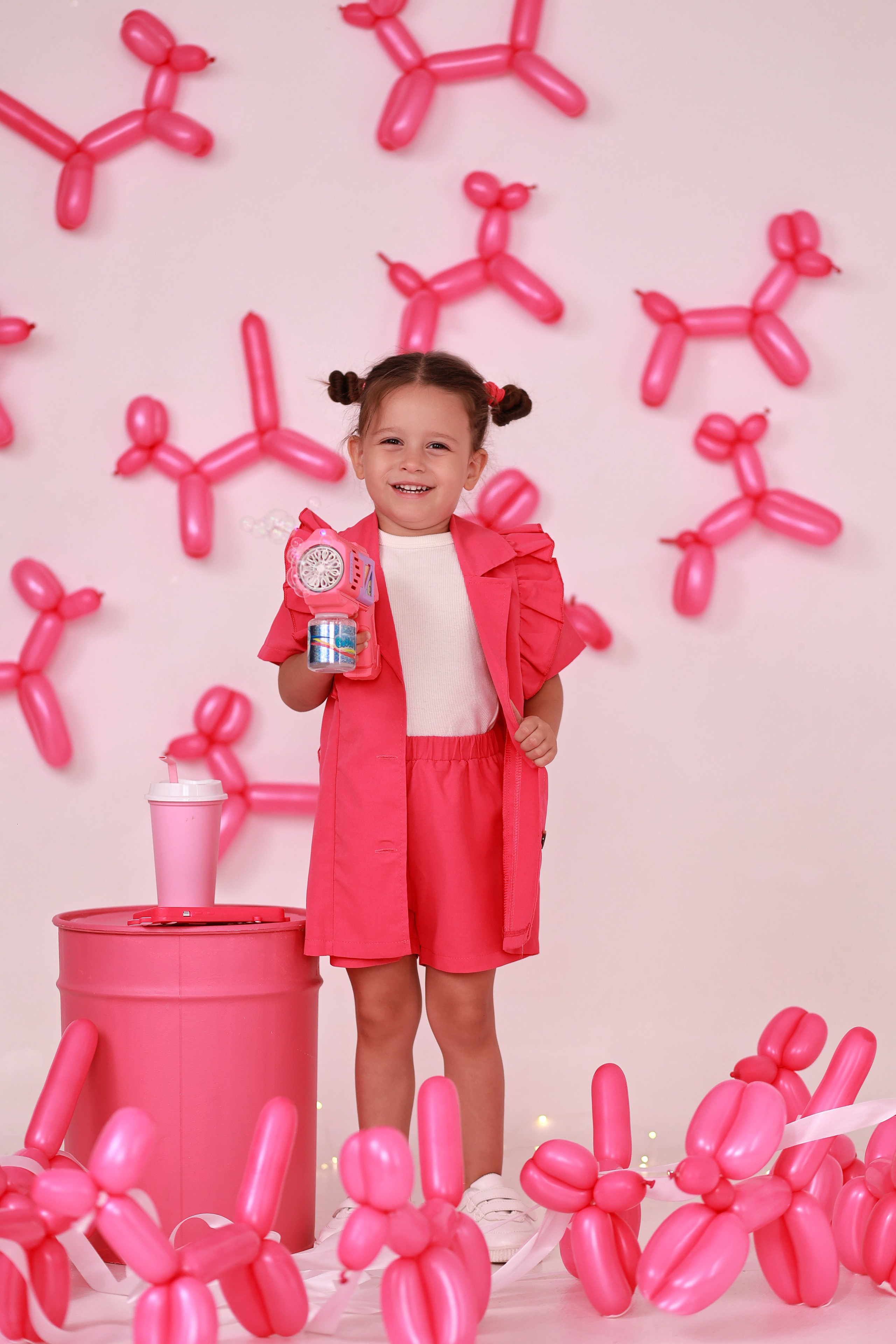 Pink Bubble dog. Детский семейный фотограф Краснодар