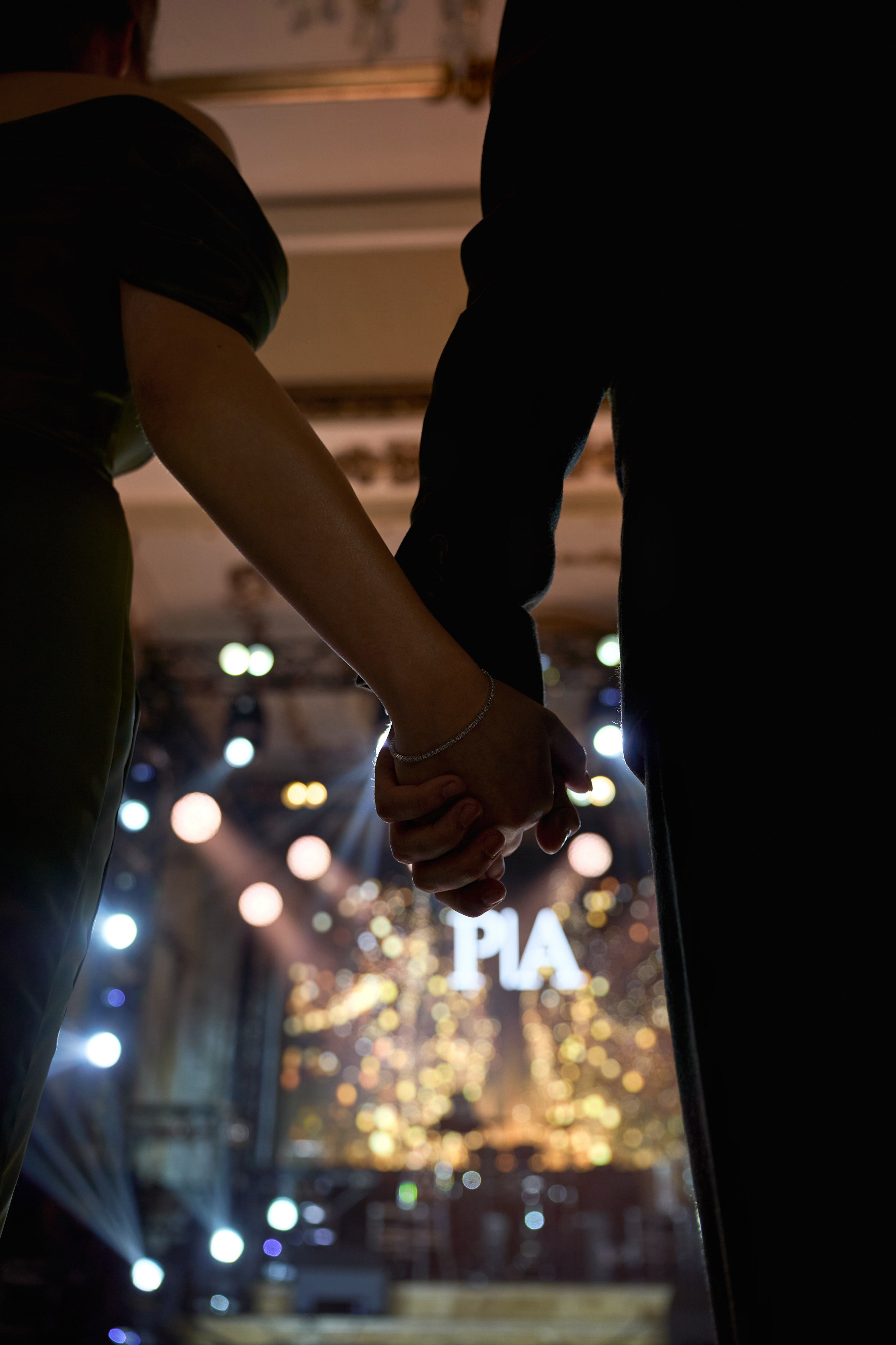 Красивое и чувственное сватовство Рафаэля & Алины в GOLDEN PALACE от ТВИНС СТУДИО. ТВИНС СТУДИО — лучшие свадебные фотографы и видеографы в Краснодаре