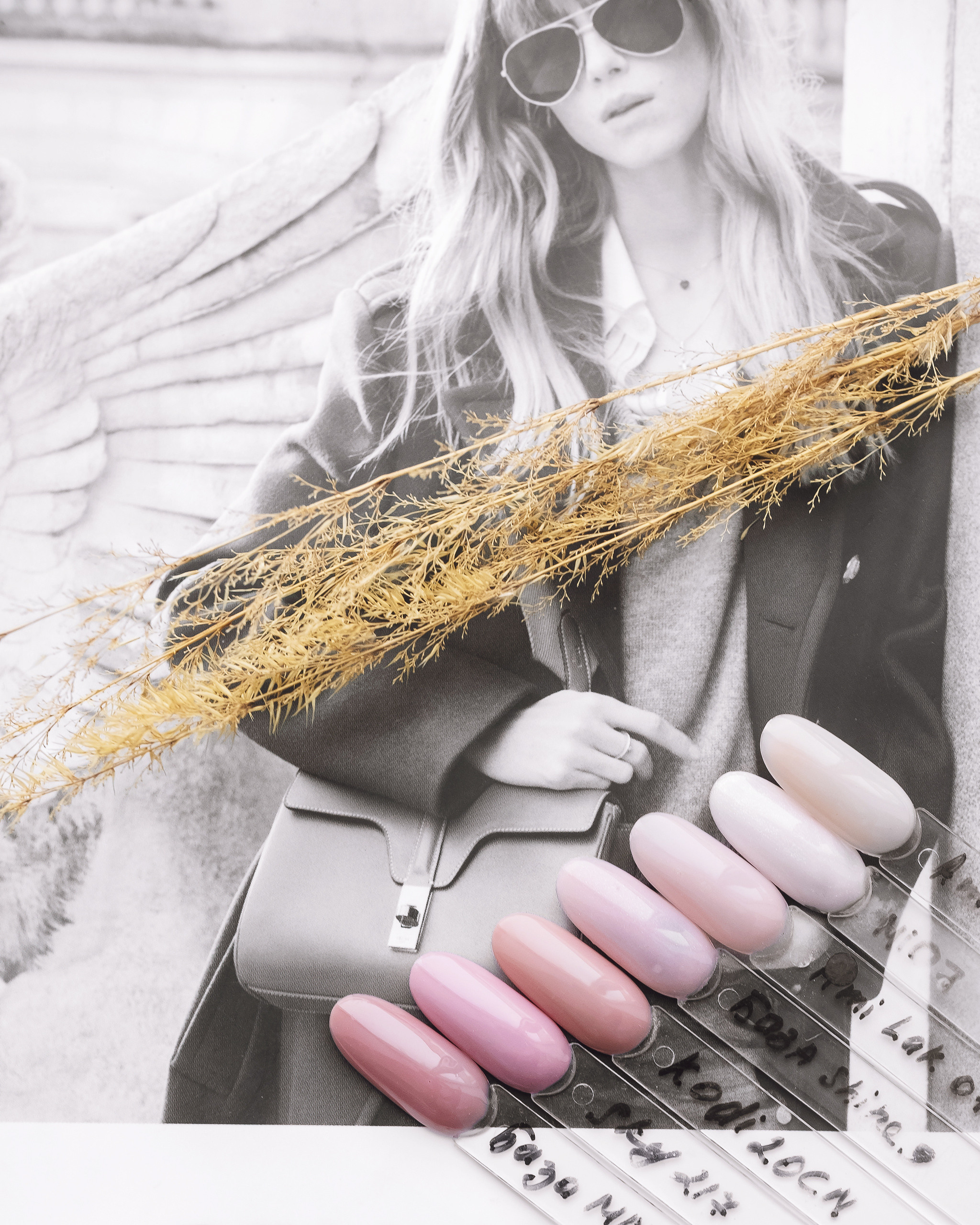 Контент фотограф Москва Казань Акушко Ольга. Контент фотосессия мастер маникюра в студии