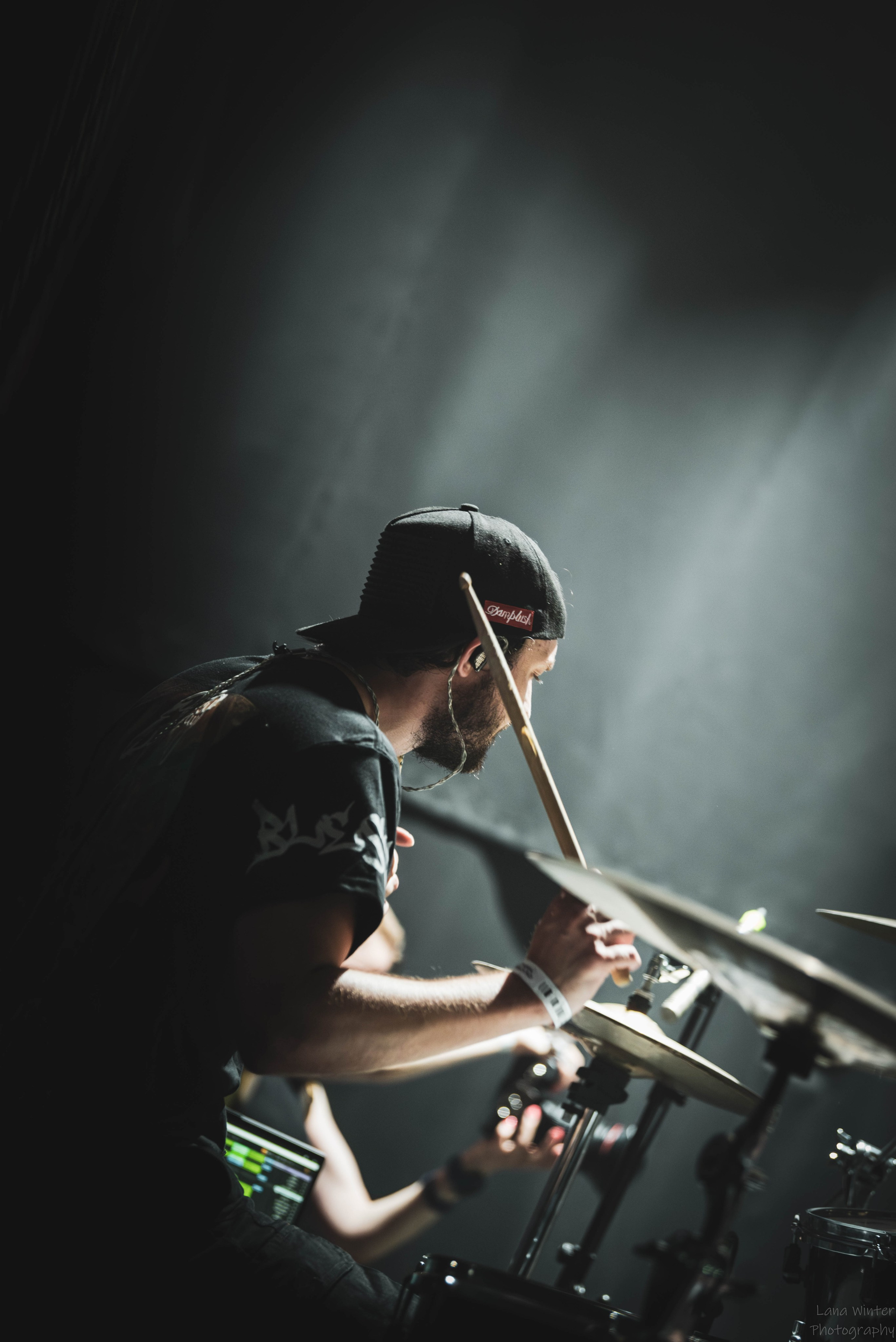 7000$ (29 июня 2025 года, Москва, клуб Урбан). Фотограф Светлана Блинова, Москва и Московская область