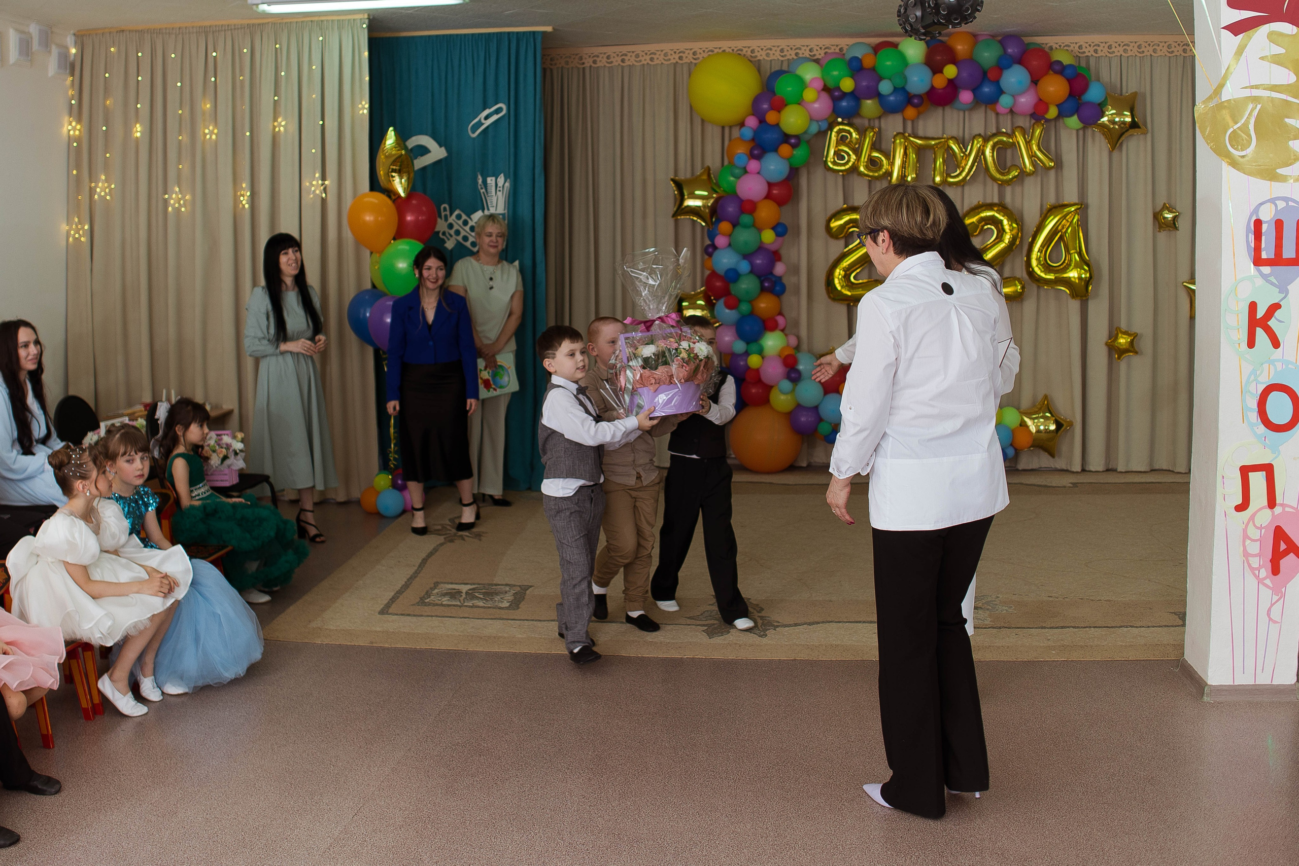 Утренники и выпускные в детском саду. Свадебный и семейный фотограф Яна Стражева. Волгоград, Москва