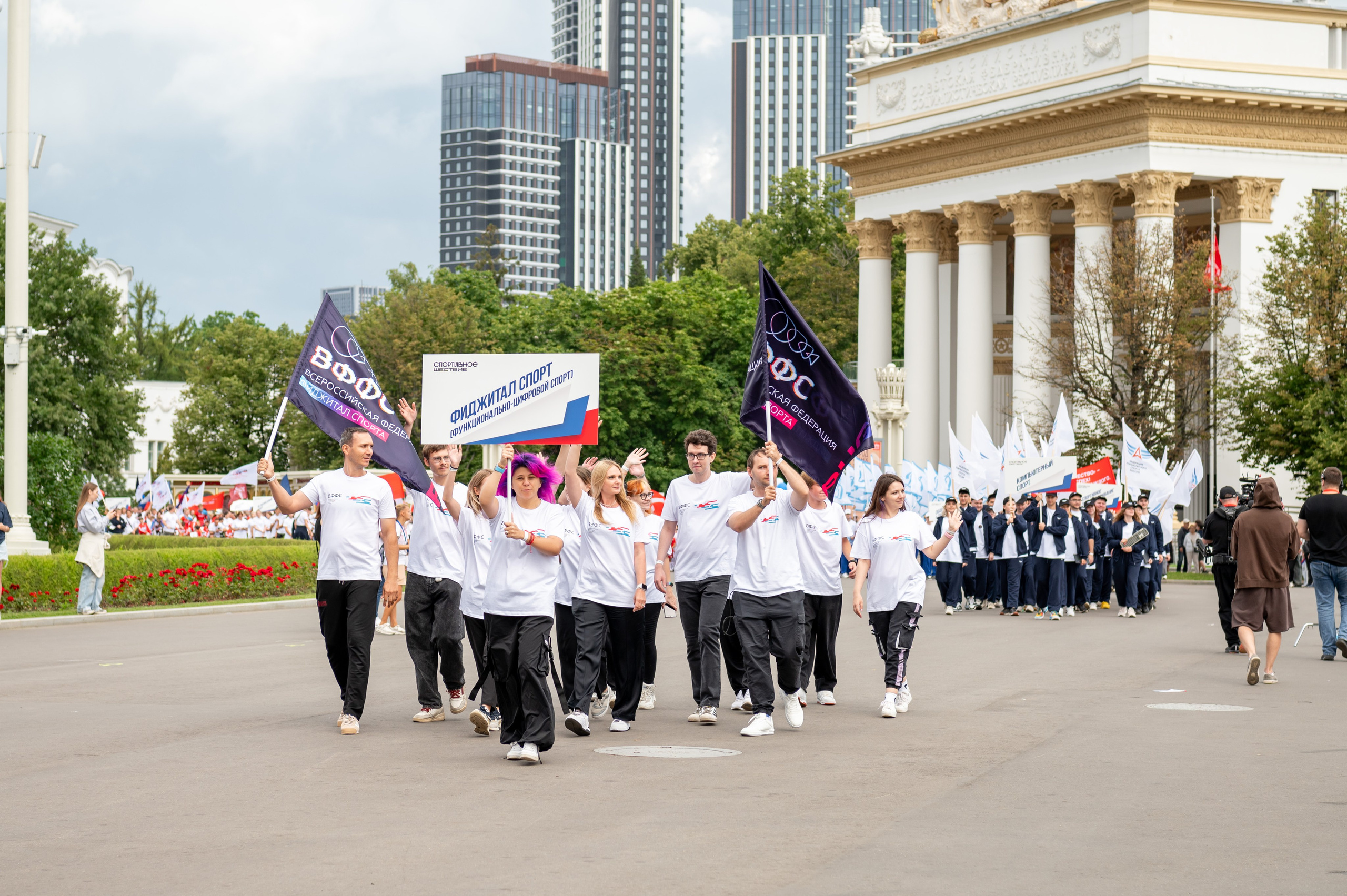 Спортивное шествие посвященное Дню физкультурника!. Детский и семейный фотограф г. Москва Оксана Катаджи