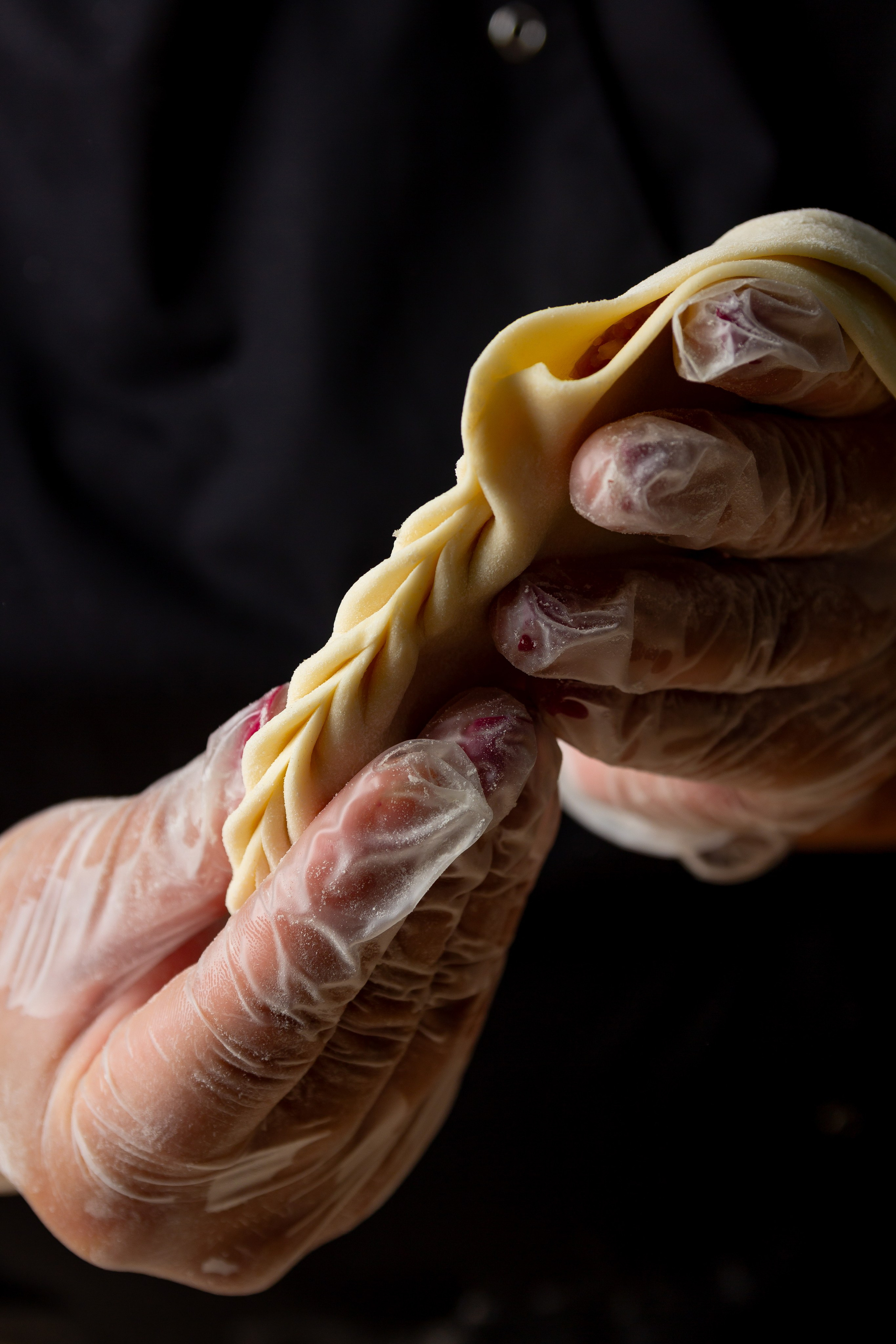 Фабрика Поляна. Александр Стряпунин — предметный фотограф в Улан-Удэ