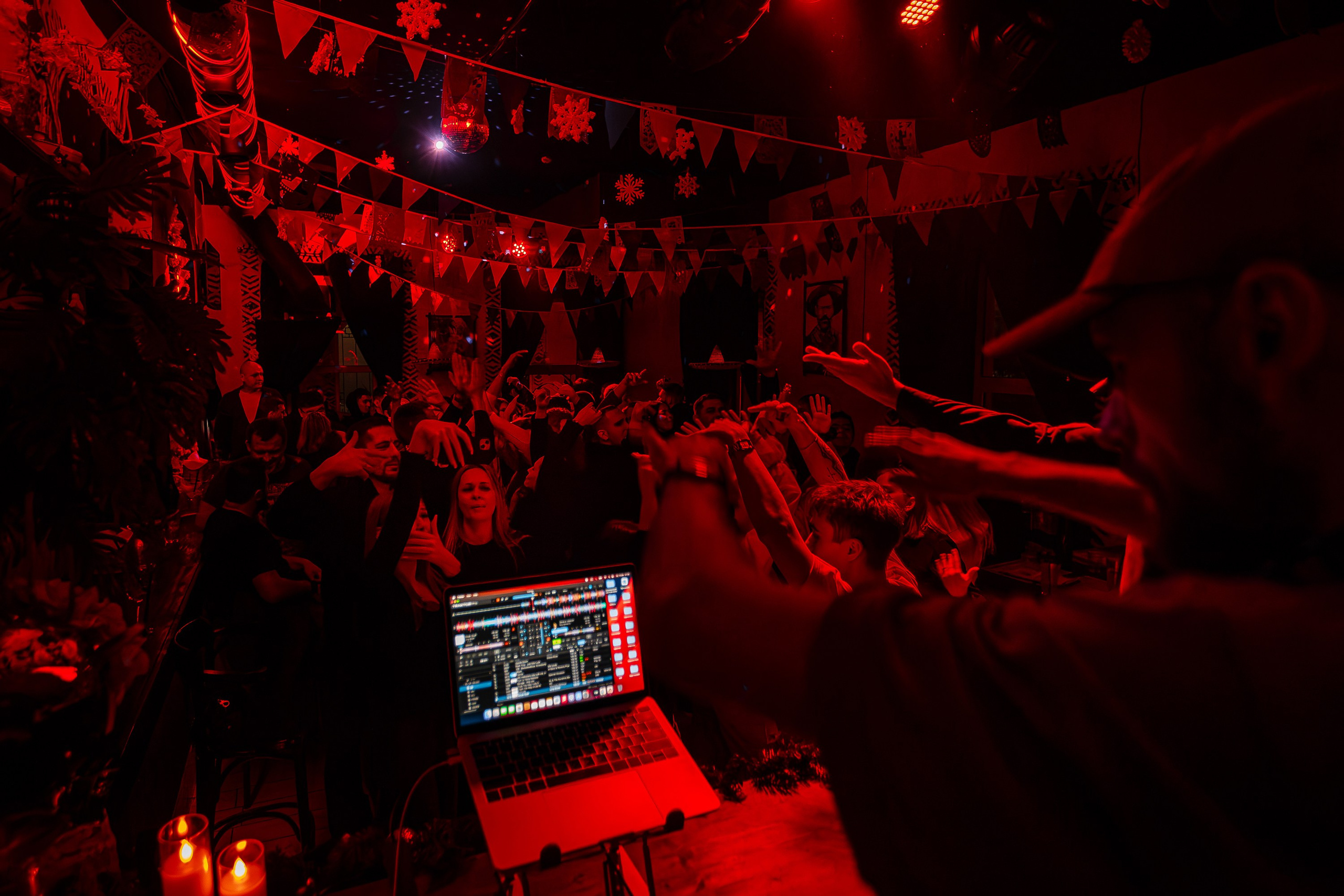 Пятница 13. Сумерки_El Pastor_Симферополь_13.12.2024. Аминов Руслан | Фотограф