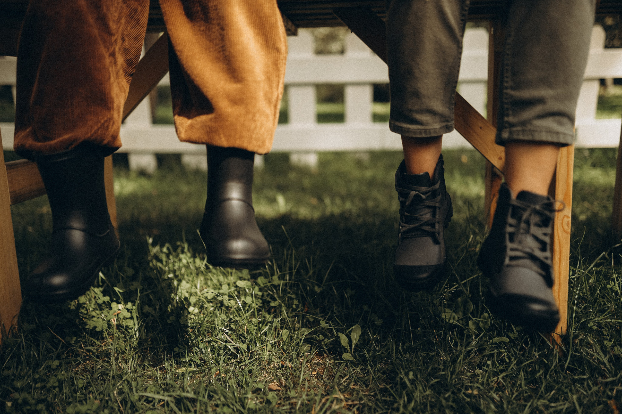 Дина и Миа в огороде. Семейный и детский фотограф в Москве Анастасия Меликова