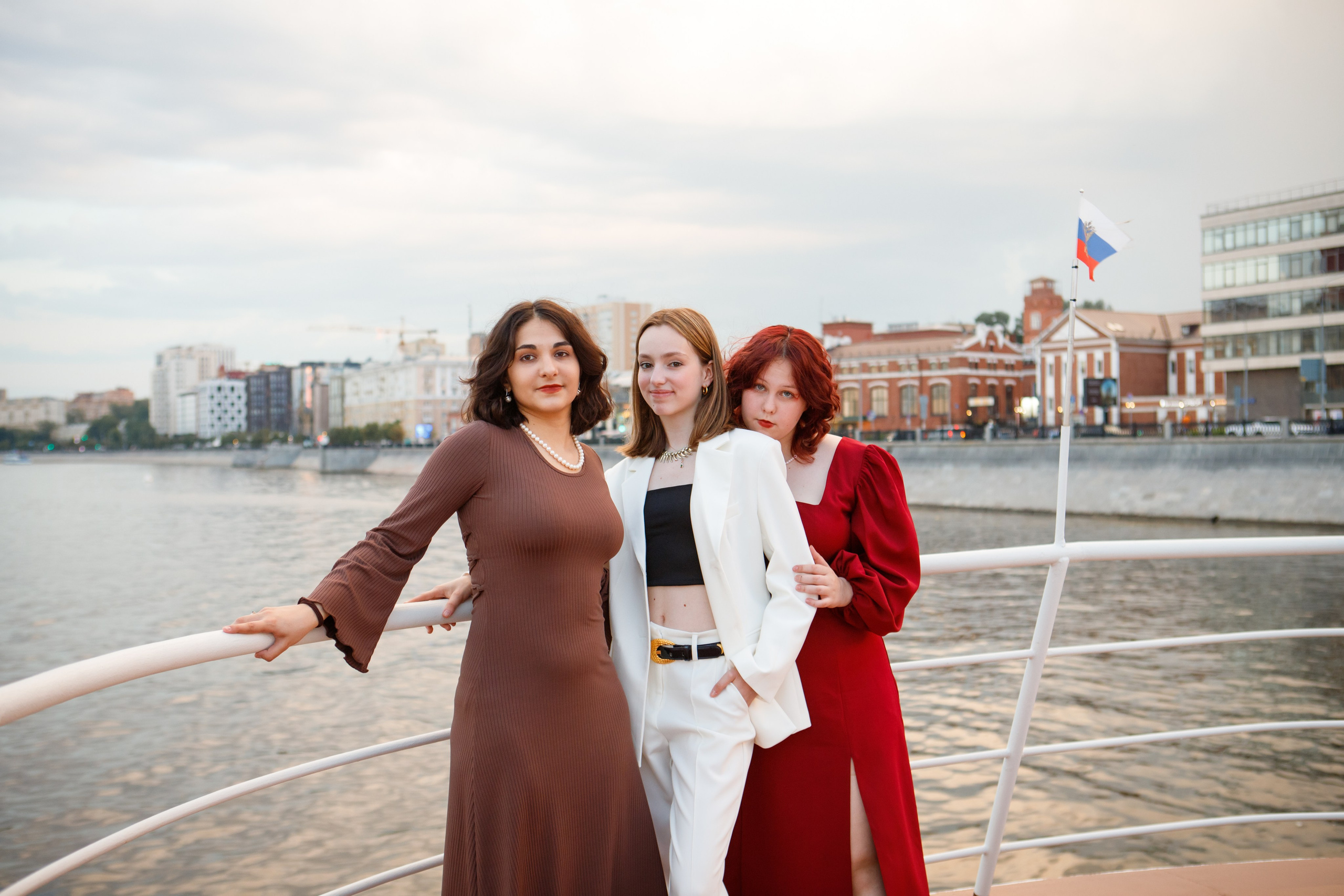 9 класс / Гимназия № 1558 имени Росалии де Кастро / Выпускной. Детский и семейный фотограф Мария Киселёва. Москва