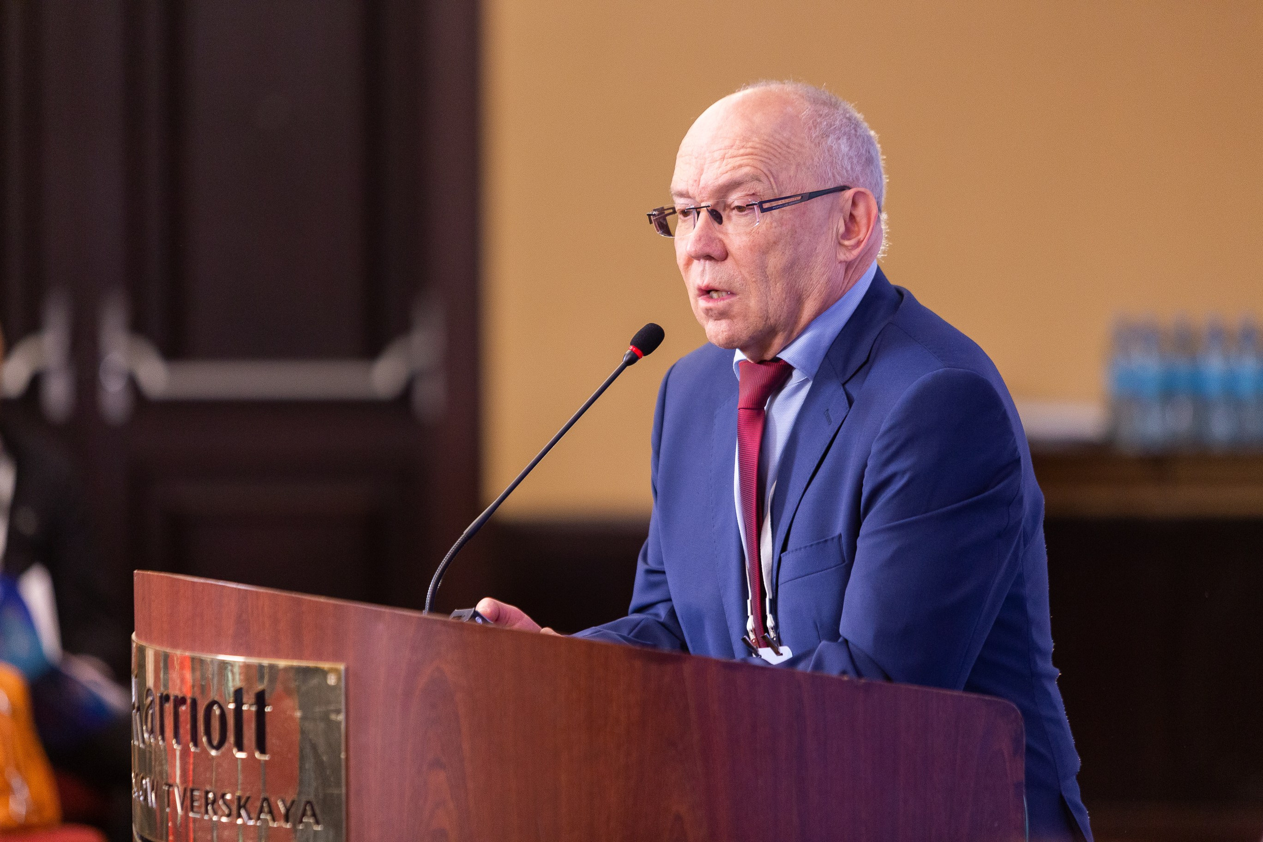 Деловые репортажи. VICTOR SAPOZHNIKOV