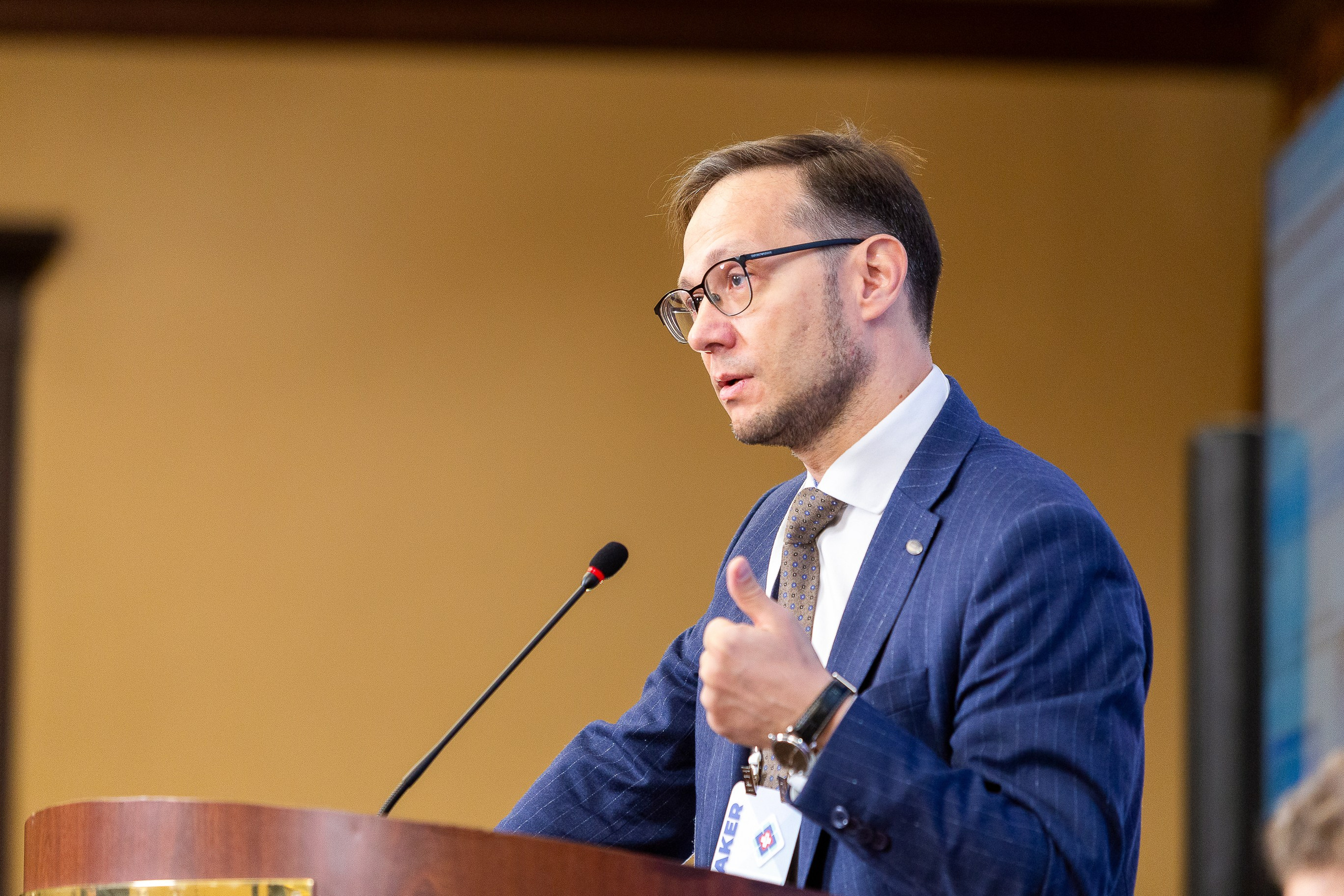 Деловой репортаж. VICTOR SAPOZHNIKOV