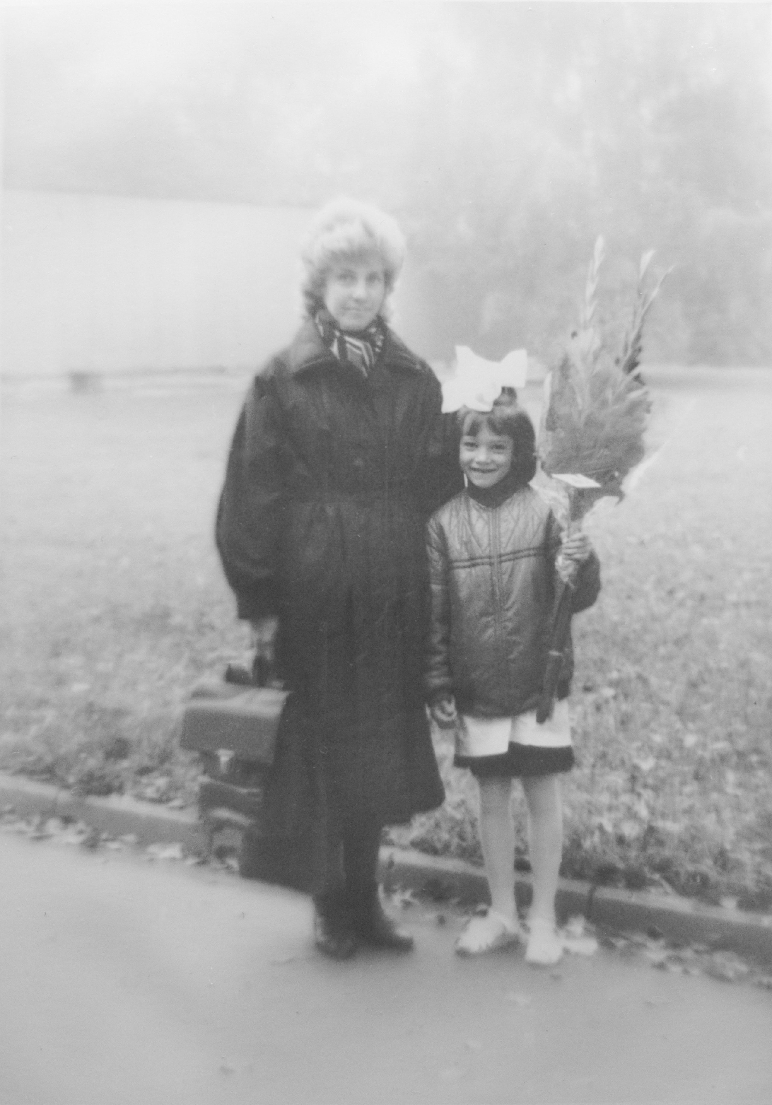 Личные фото. Школьные выпускные альбомы в Москве Марина Николаева