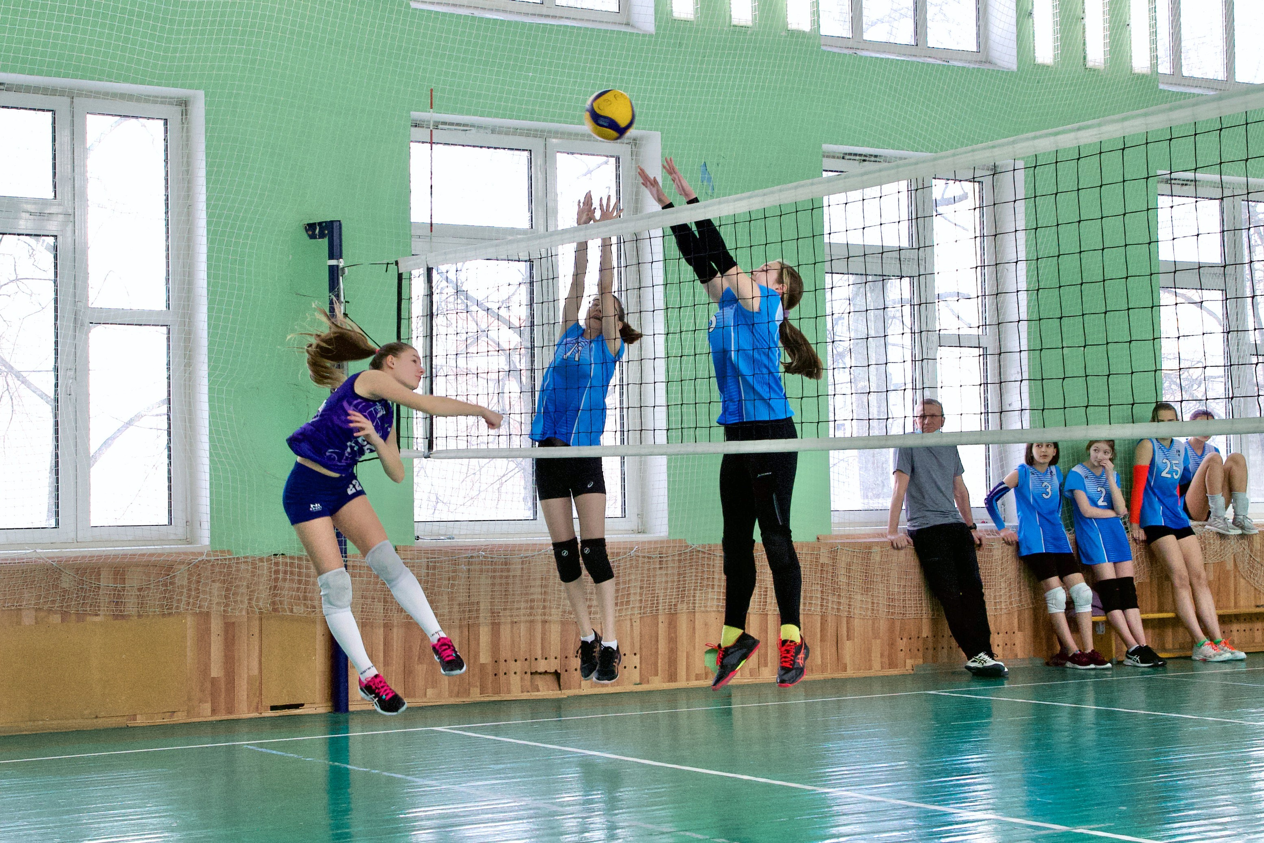 Волейбол. ДВЛ. МВЛ. ШВЛ. ЛВЛ. ЖВЛ. Школьные выпускные альбомы в Москве Марина Николаева