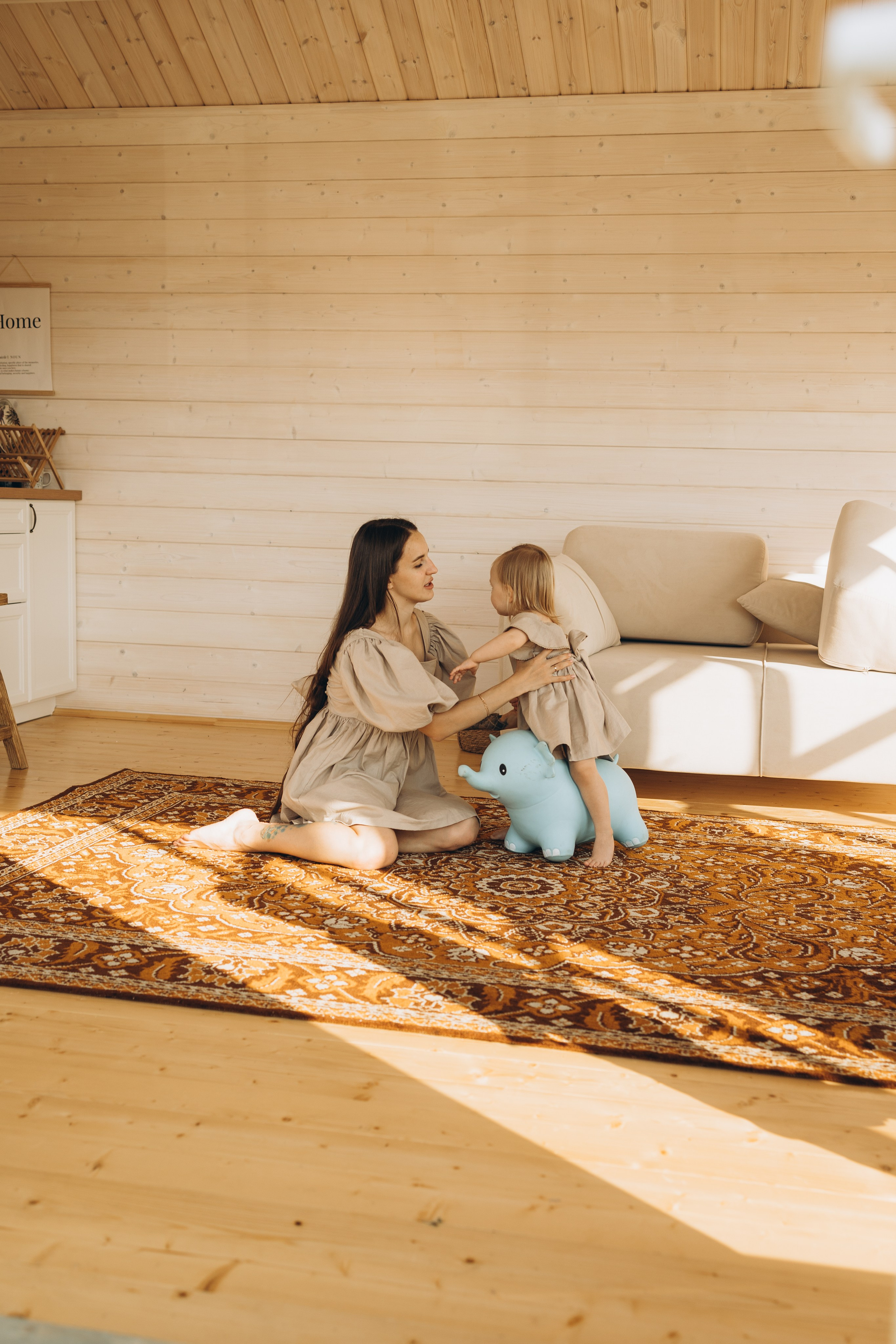 Оля и Мирослава Беседка. Семейный фотограф в Москве Виктория Ястребинская