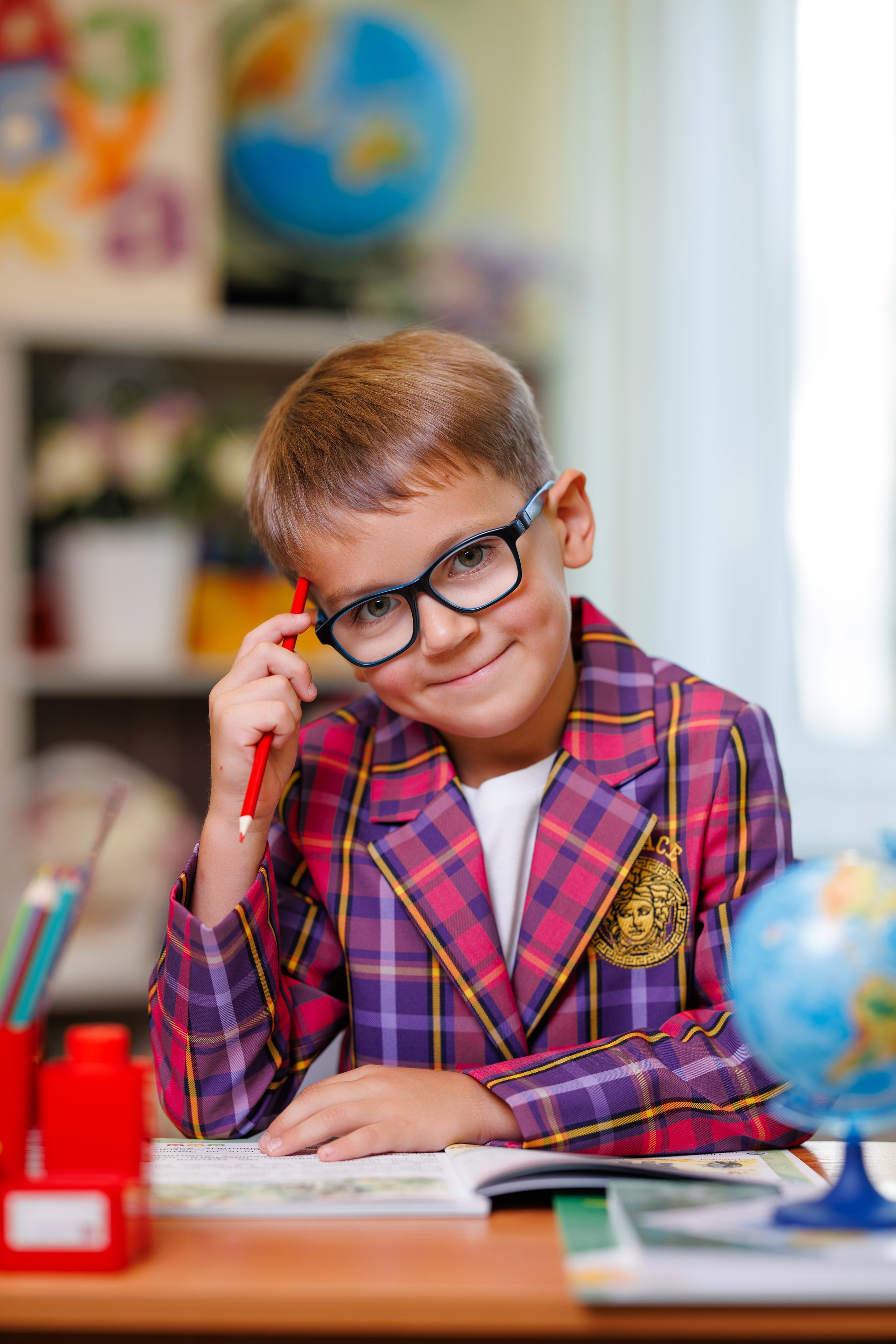 Первый раз в первый класс!. Выпускные альбомы в Москве FOTOVMESTE