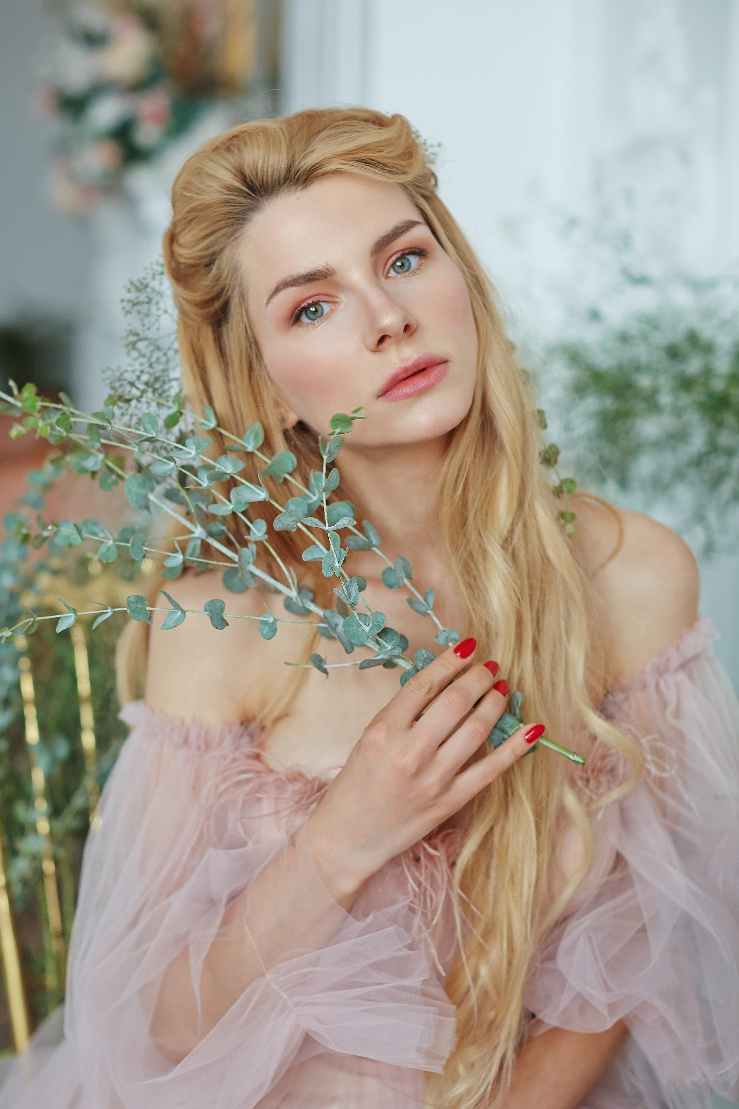 Нежная фотосессия красивой рапунцель. Фотограф Ольга Ефремова