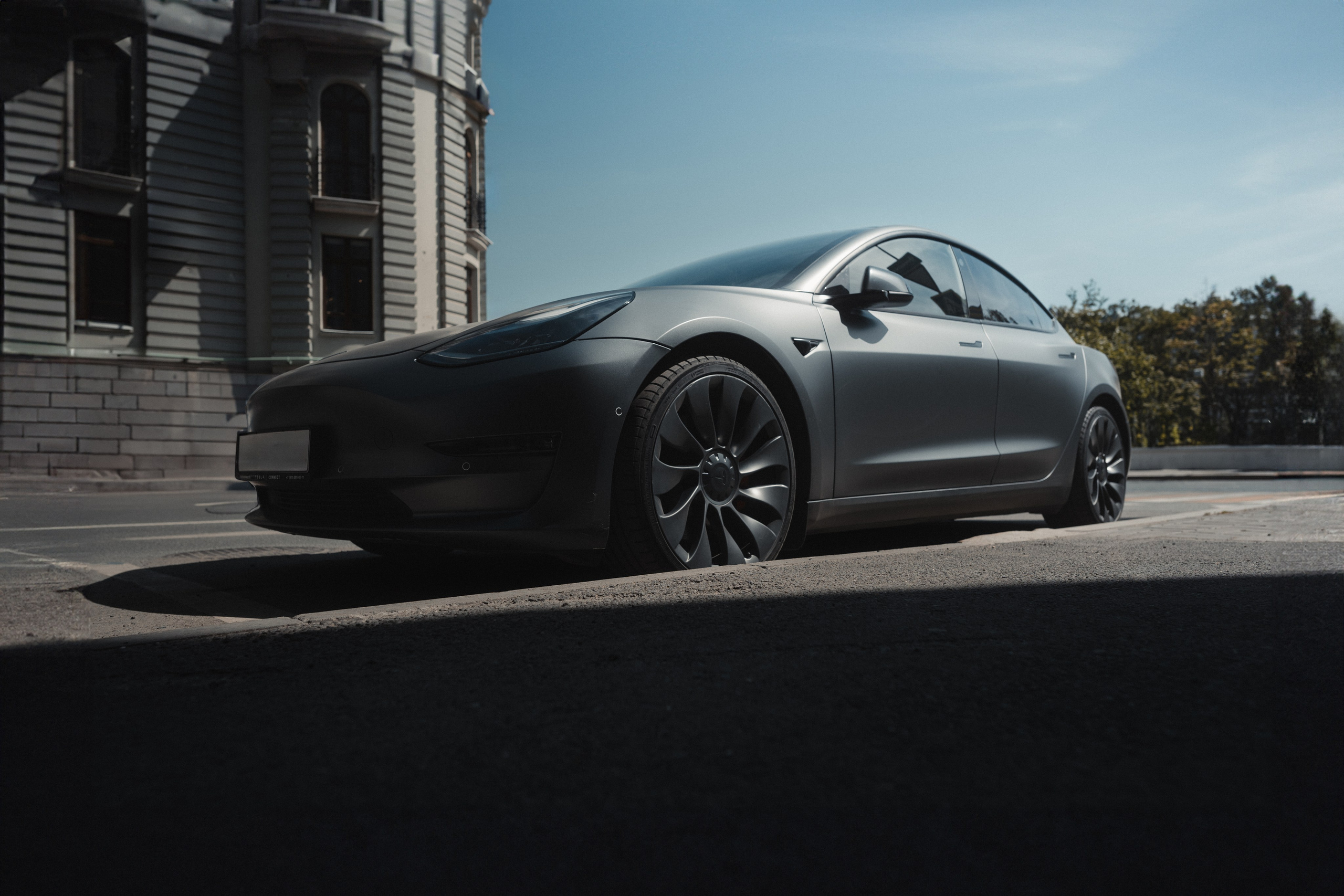 Автомобильная фотосъемка TESLA MODEL 3