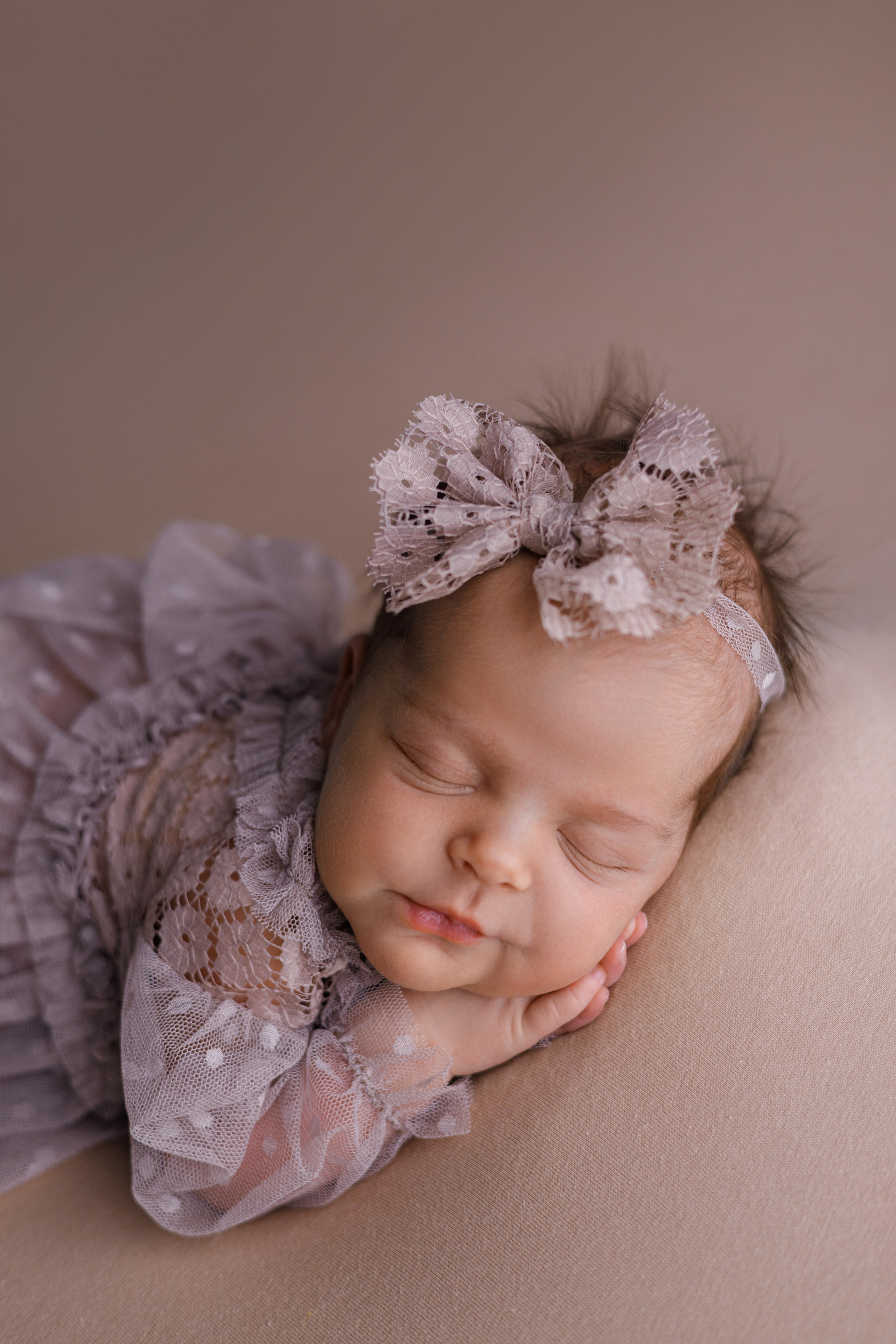 Мира. Евгения Горбунова фотограф новорожденных в Новом Уренгое