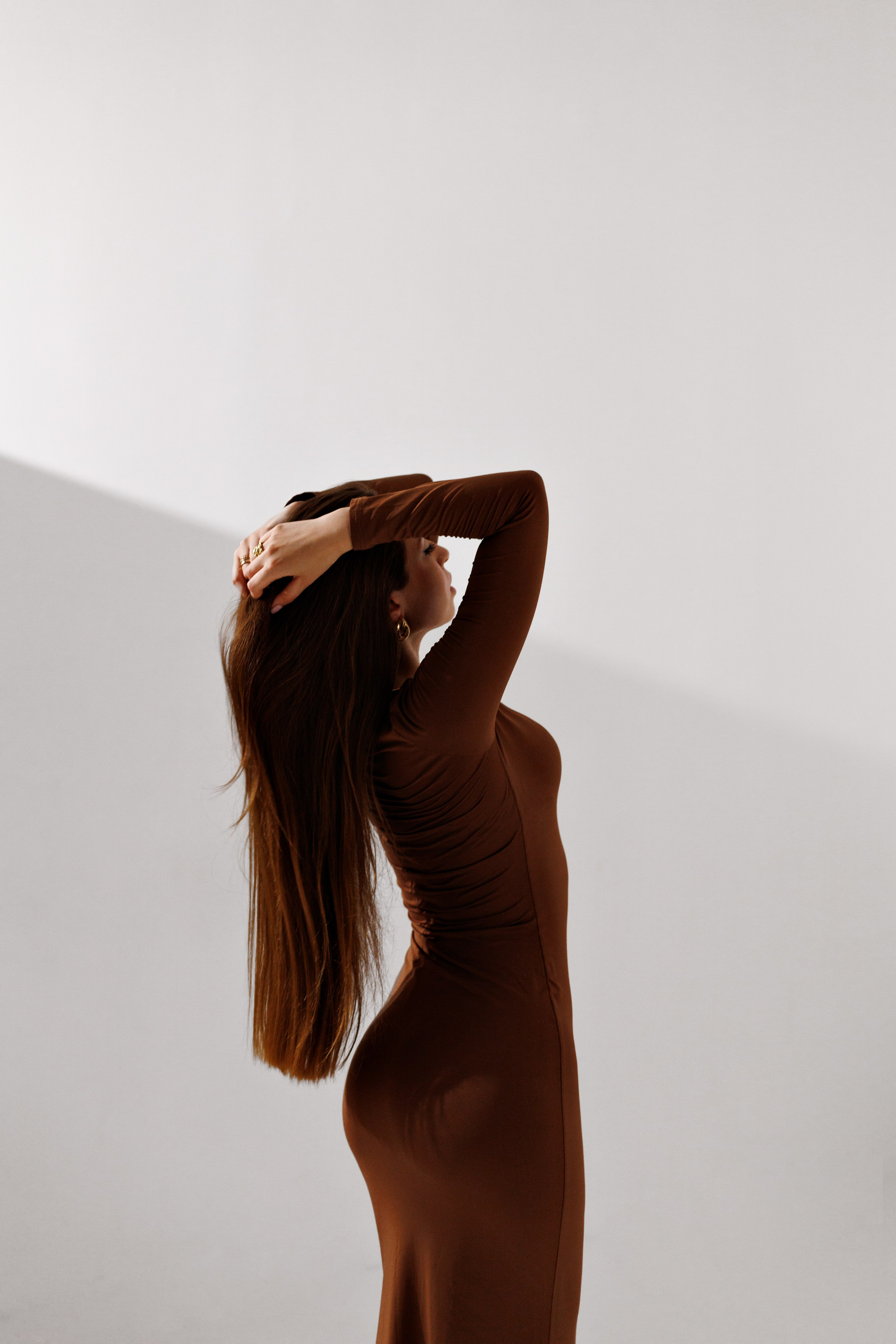 Студийная съемка с использованием направленного света