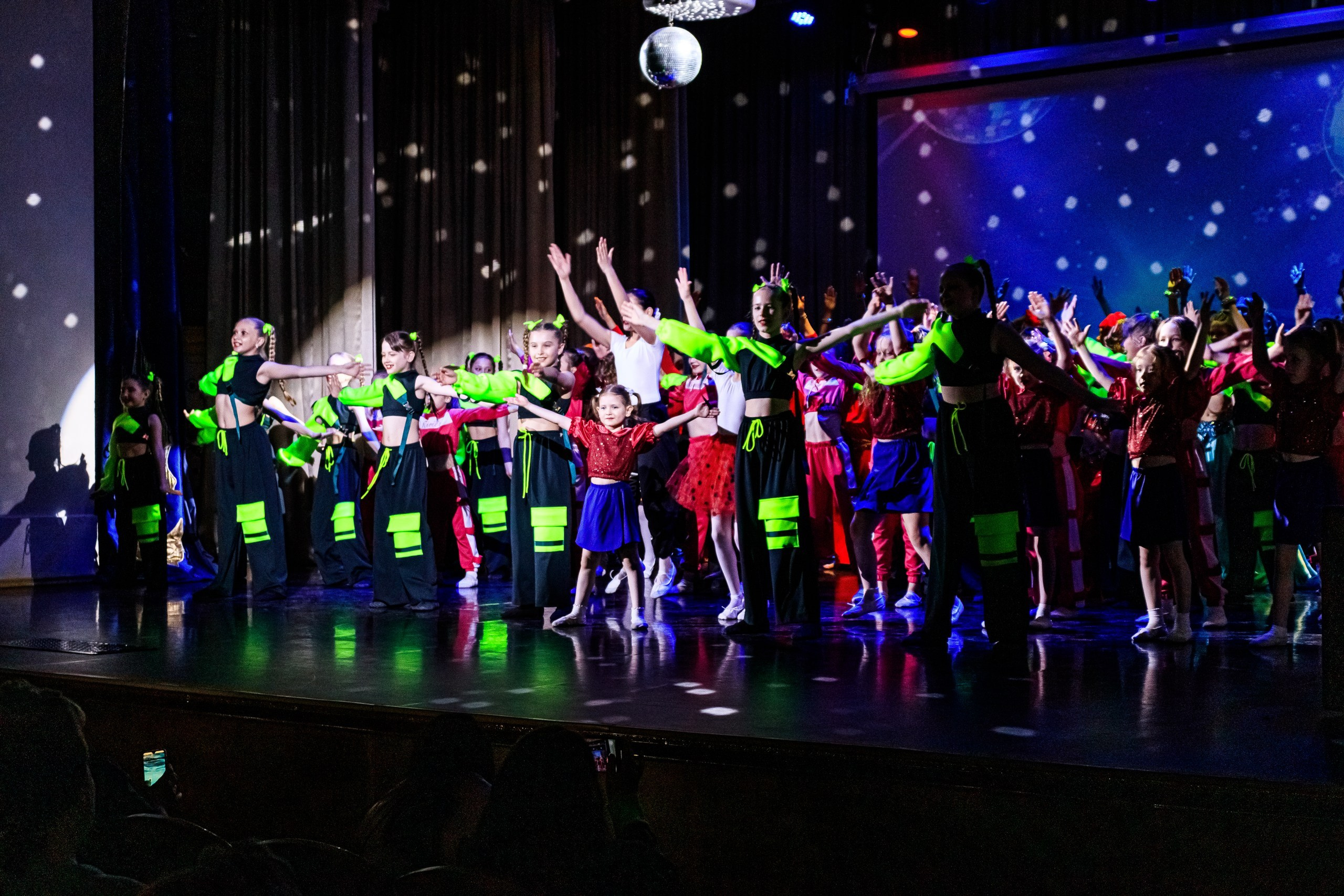 Отчётный концерт Riviera Dance. Май 2024. Фотограф — Новосибирск