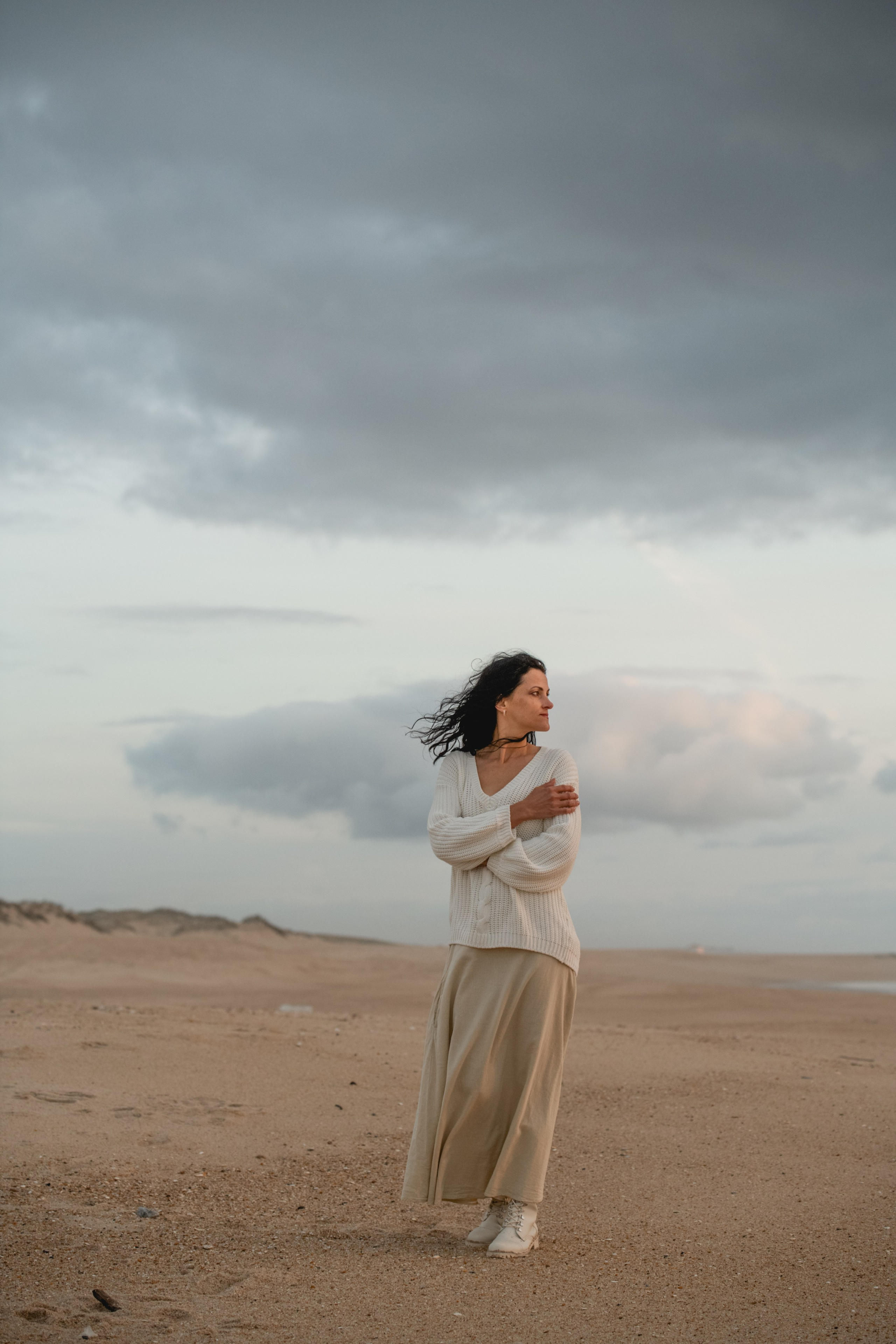 IRINA. Anastasiia Antoniuk portrait, family and couple photographer, Portugal