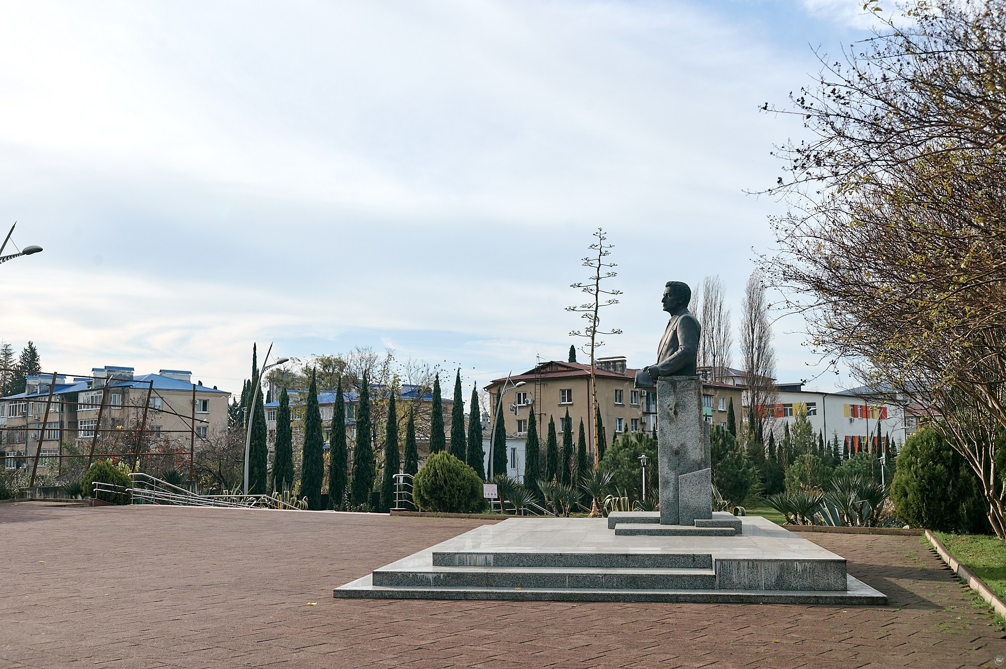 Гагра, Абхазия. Декабрь 2024. Фотографии отовсюду и обо всем