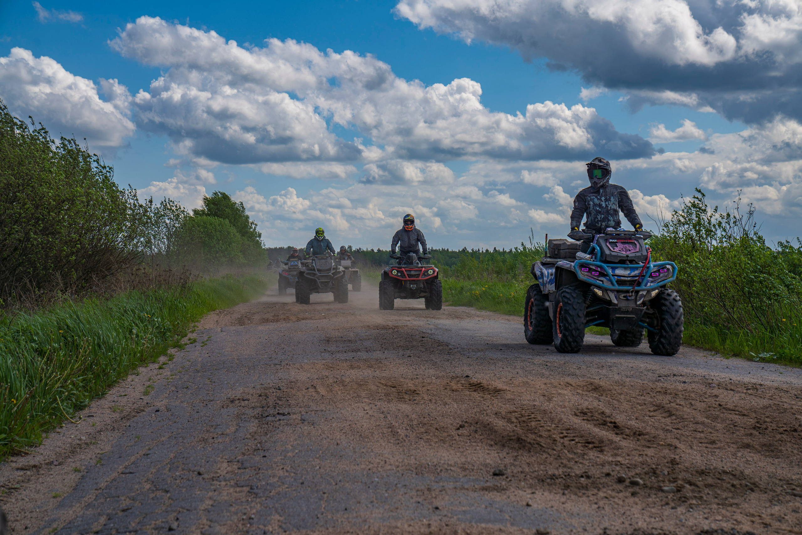 RazVolution. Графический дизайнер Илья Левченко