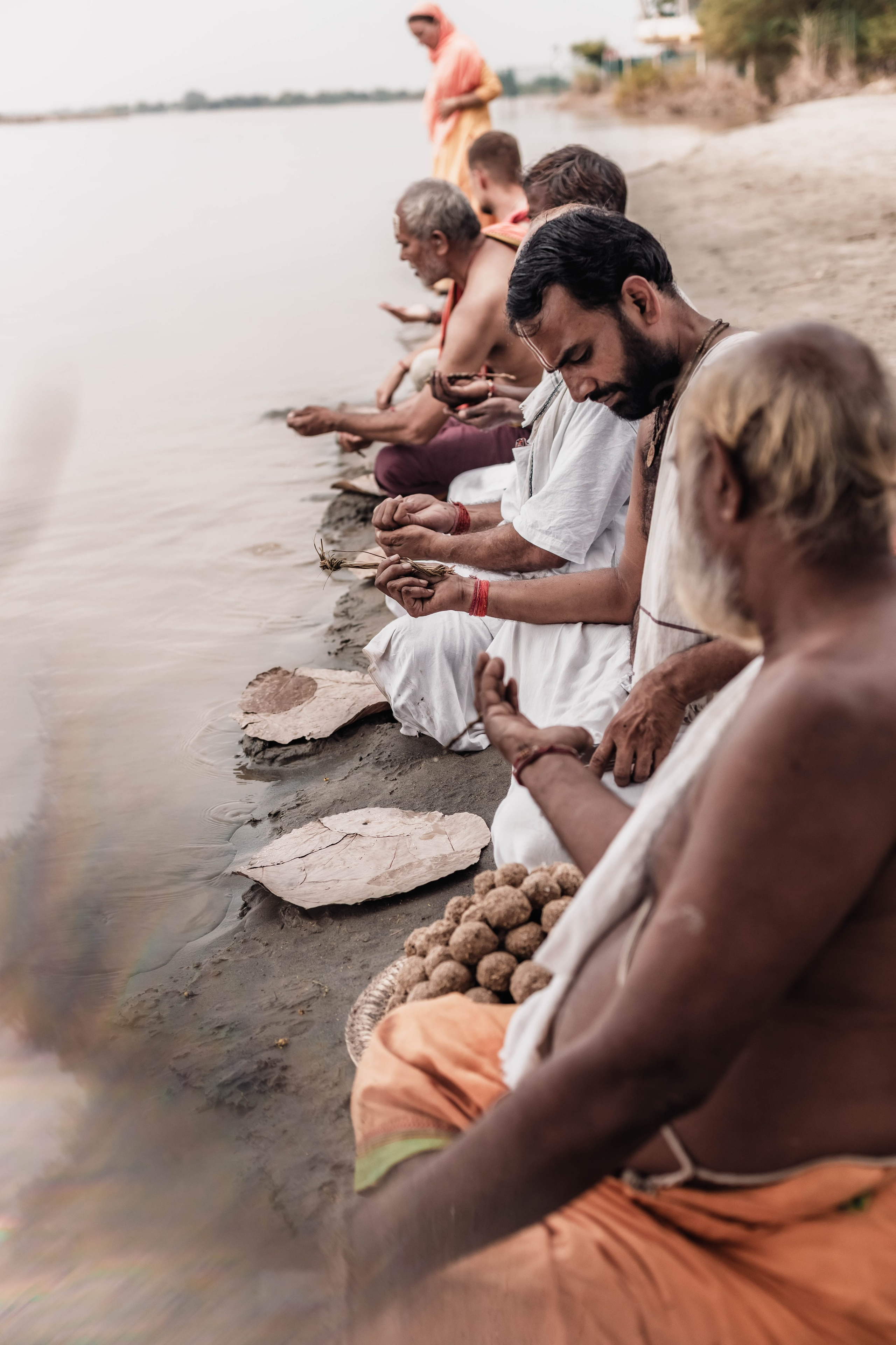 Pitri Paksha yagyas & poojas Devraha Baba ji ashram. Mariam Bagdasaryan