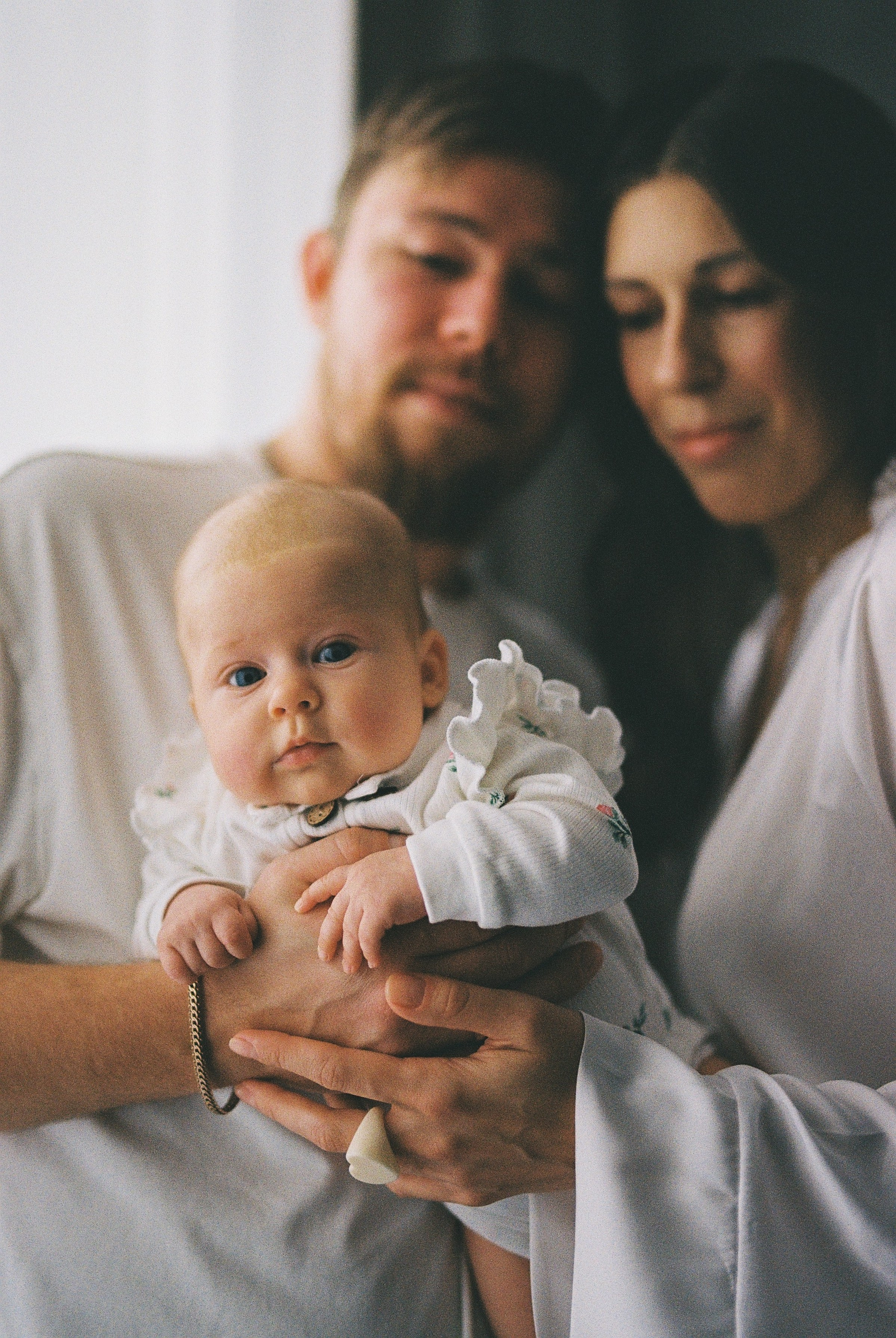 Галина, Денис и их дочка (35 мм). Фотограф в Екатеринбурге и Москве, Анна