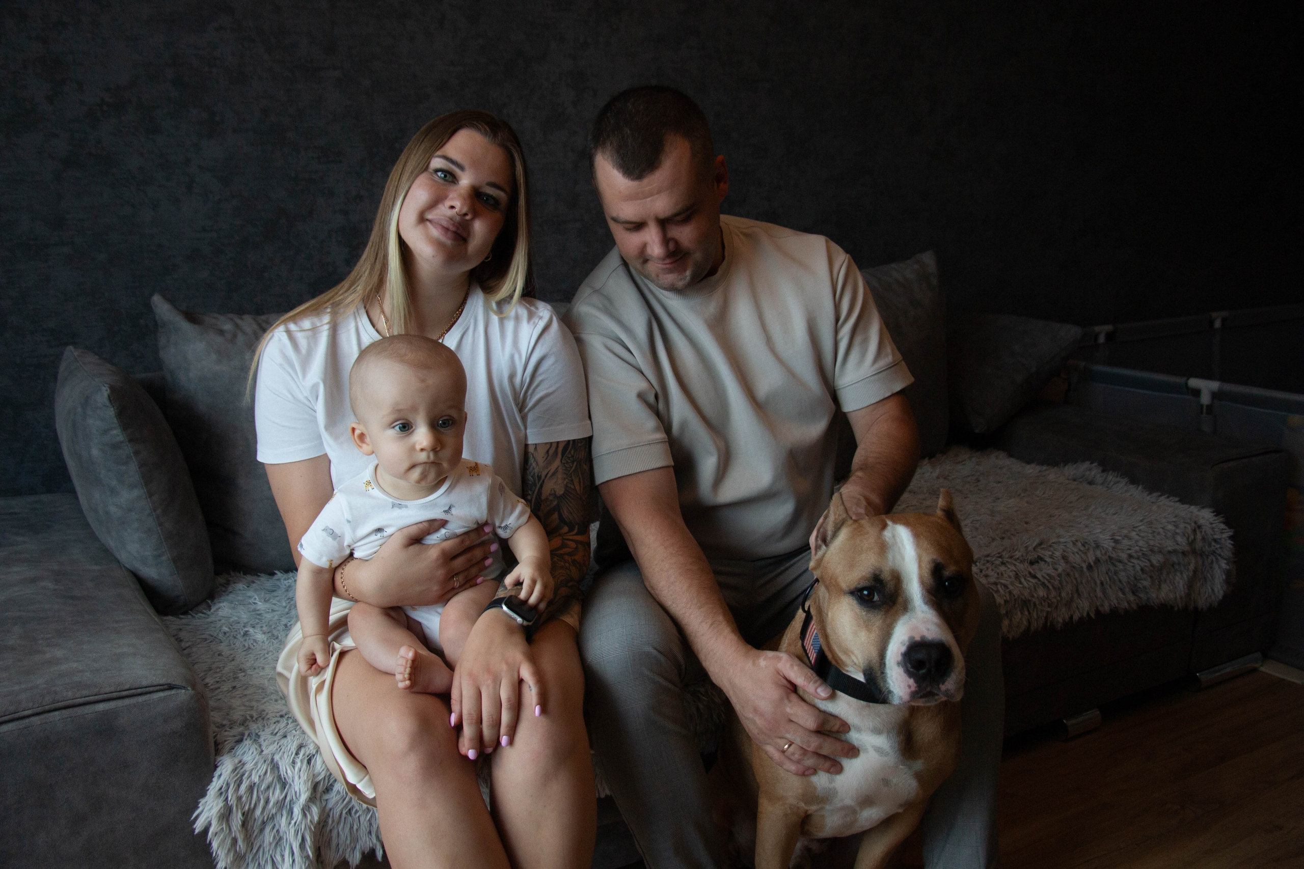 Артур, Вика и Роберт. Бережно сохраняю ваши чувства и истории на своих фотографиях