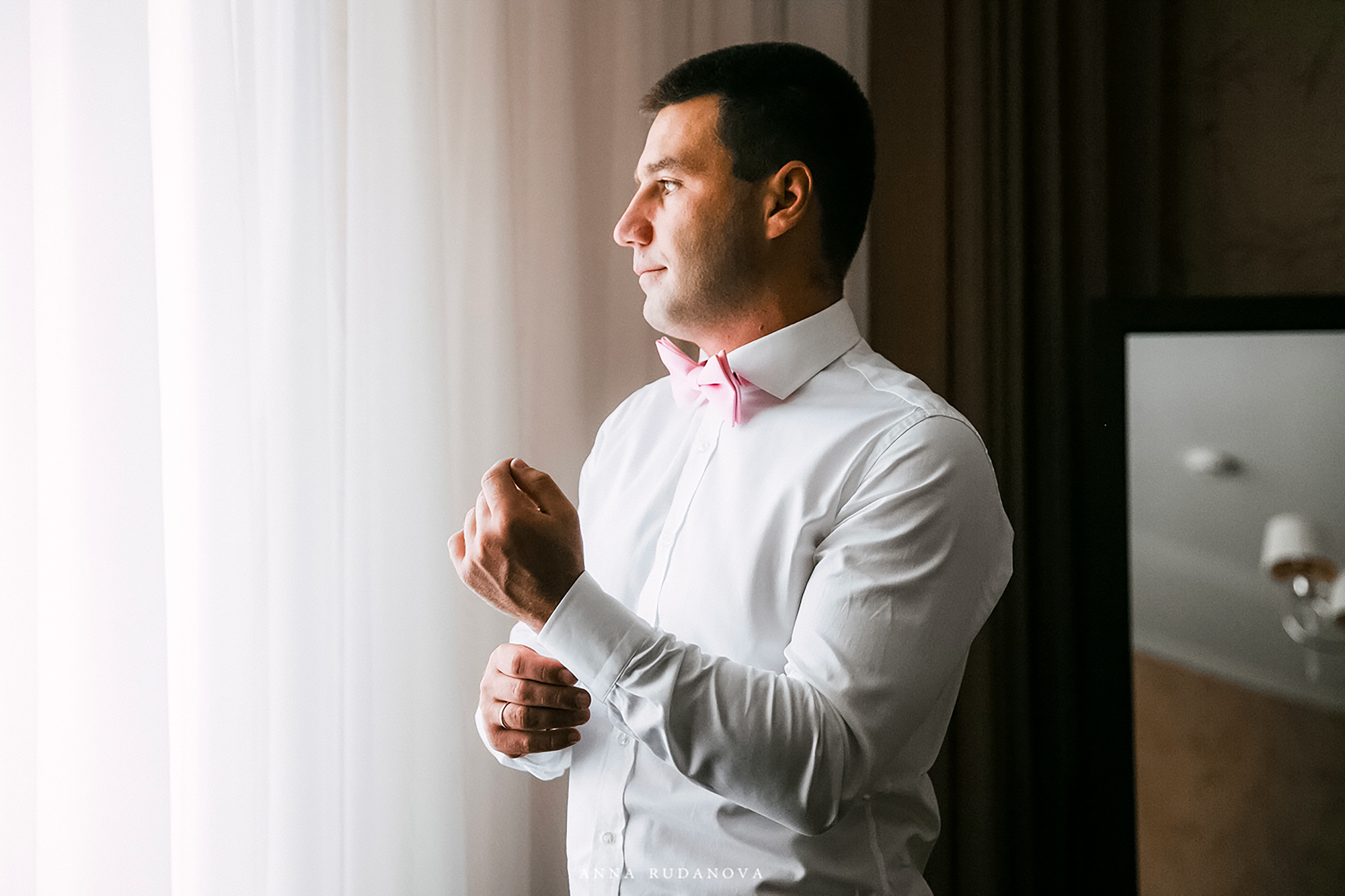 Руданова Анна фотограф. Свадебный фотограф в Нижнем Новгороде, Москве, Саранске, Владимире. Я, свадебный и семейный фотограф Анна Руданова, помогу вам сделать неоценимый вклад в историю потомков. Вы получите универсальное средство укрепления семьи, ведь на моих снимках всегда присутствуют нежность, поддержка и сила настоящей любви. Вне зависимости от типа работы – фотосессии для беременных, свадебной фотосессии или детской фотосессии – я сохраняю свой авторский стиль художественной фотосъемки. Кристина и Сергей