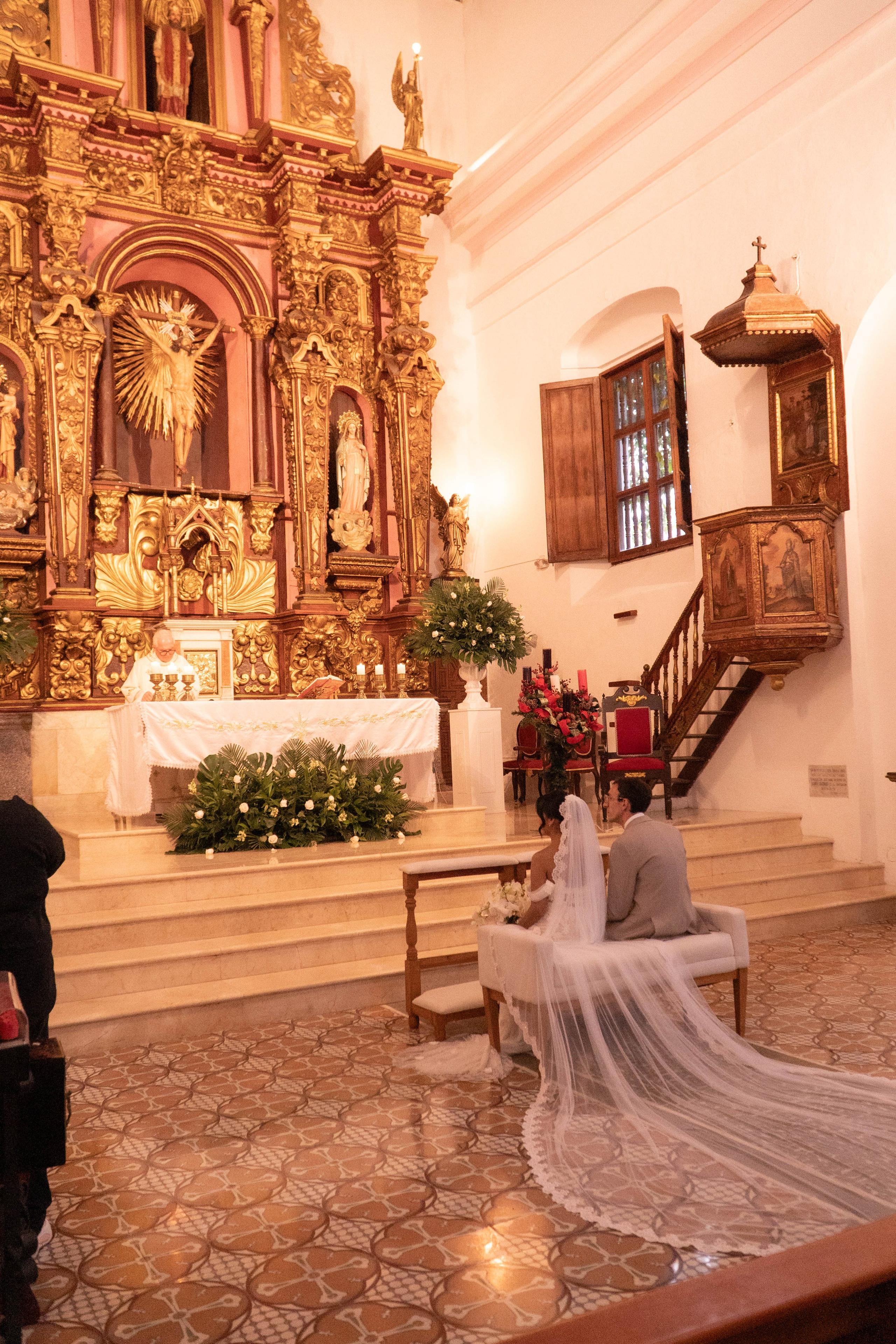 Catalina and Romain. Wedding Photographer in Barcelona and Medellin