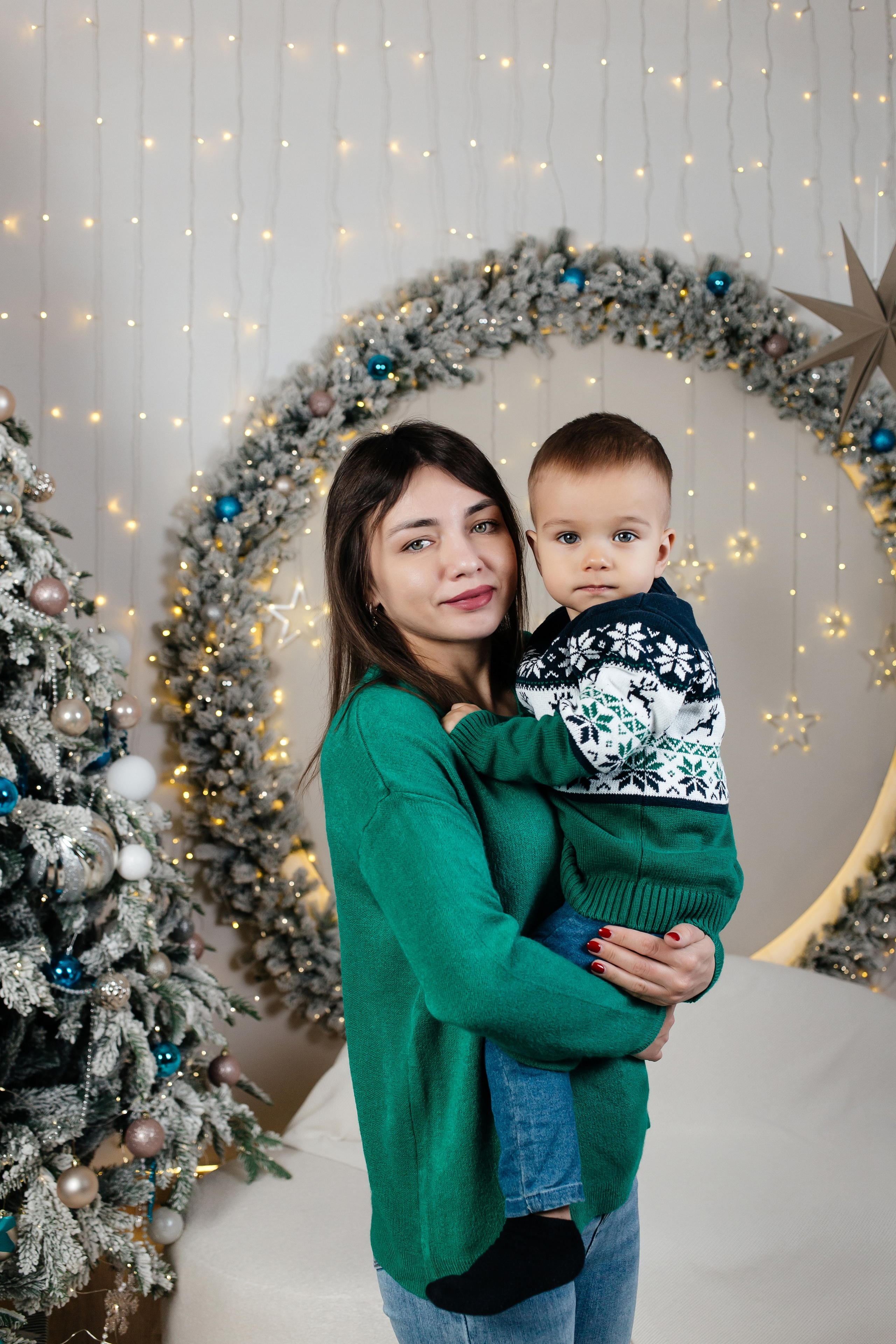 Настюша семейная фотосессия НГ 2025. Женский фотограф в Оренбурге Ирина Заводчикова