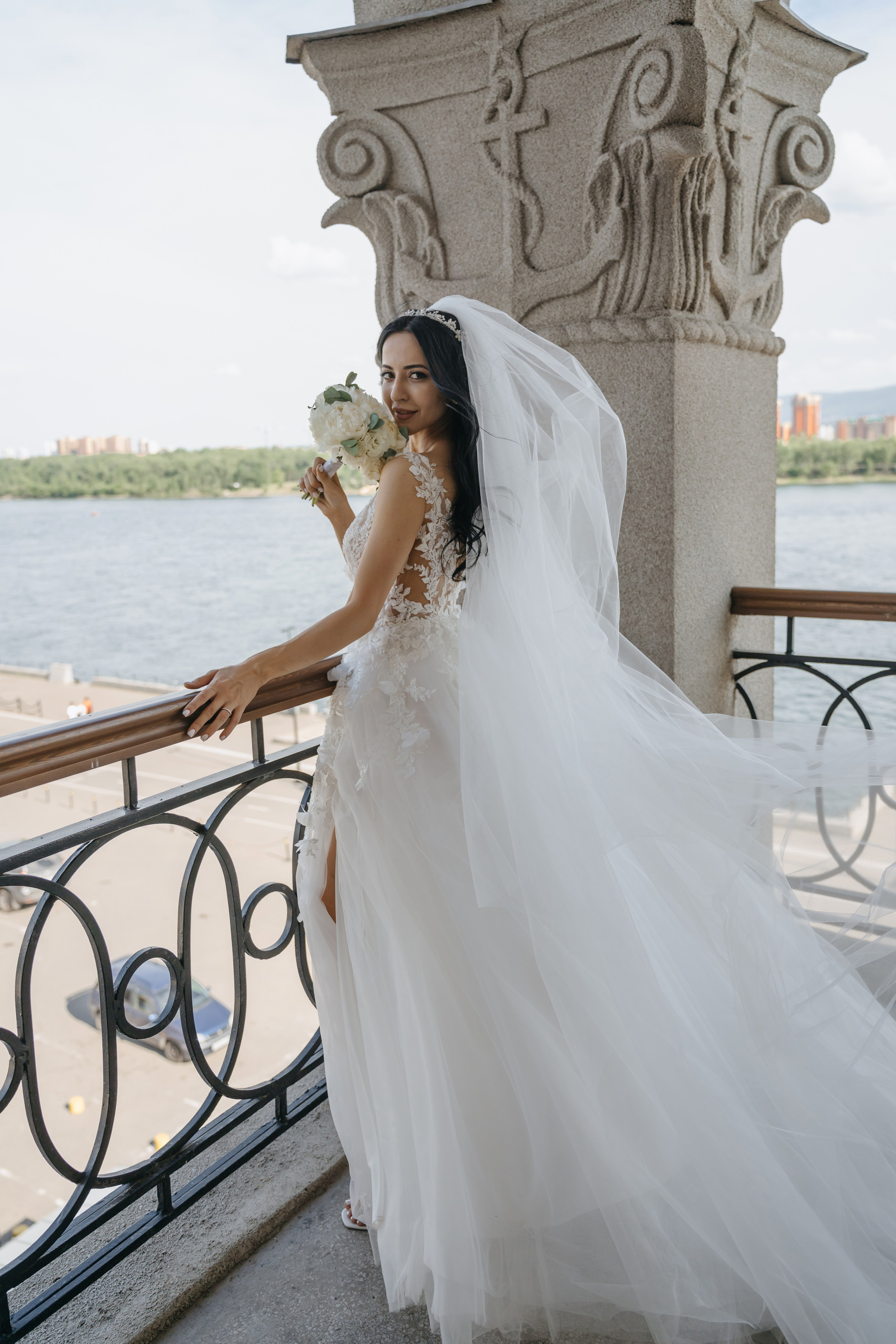 Артем и Лусине. Свадебный фотограф Красноярск Вязьминова Мария