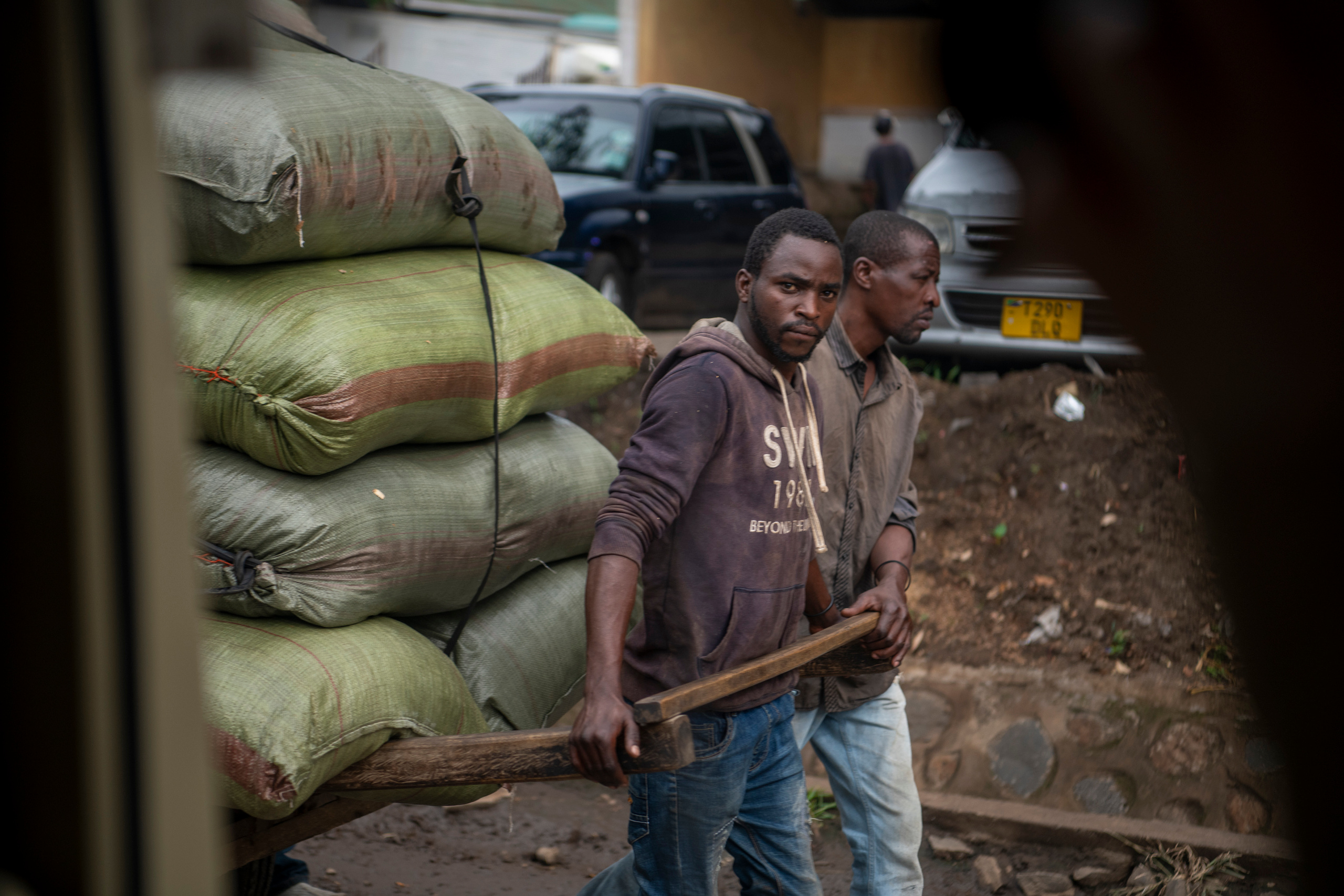 Бедность. Создание обучающих видеороликов Puponin Production