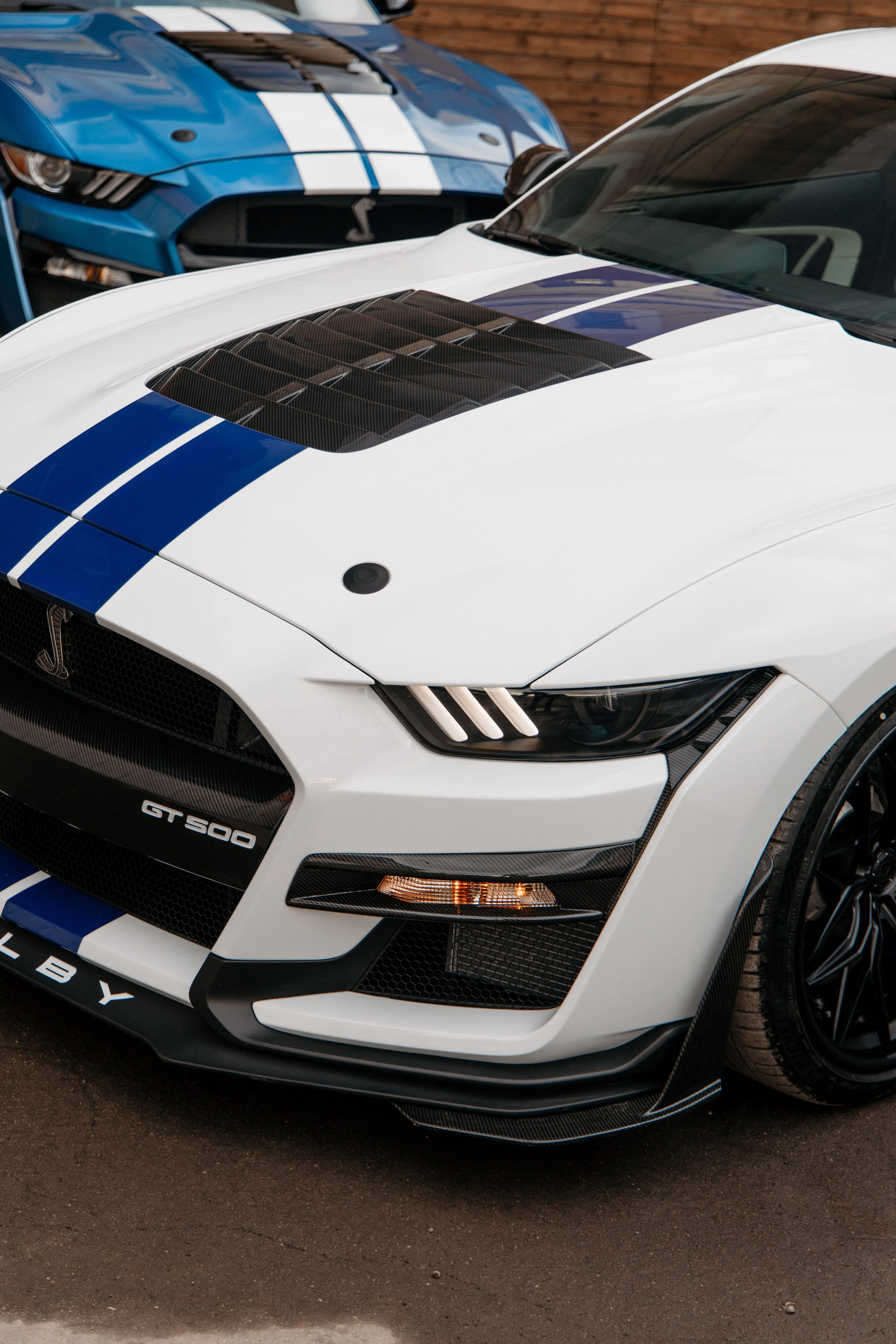 Mustang Shelby GT500 X2. DeLorein
