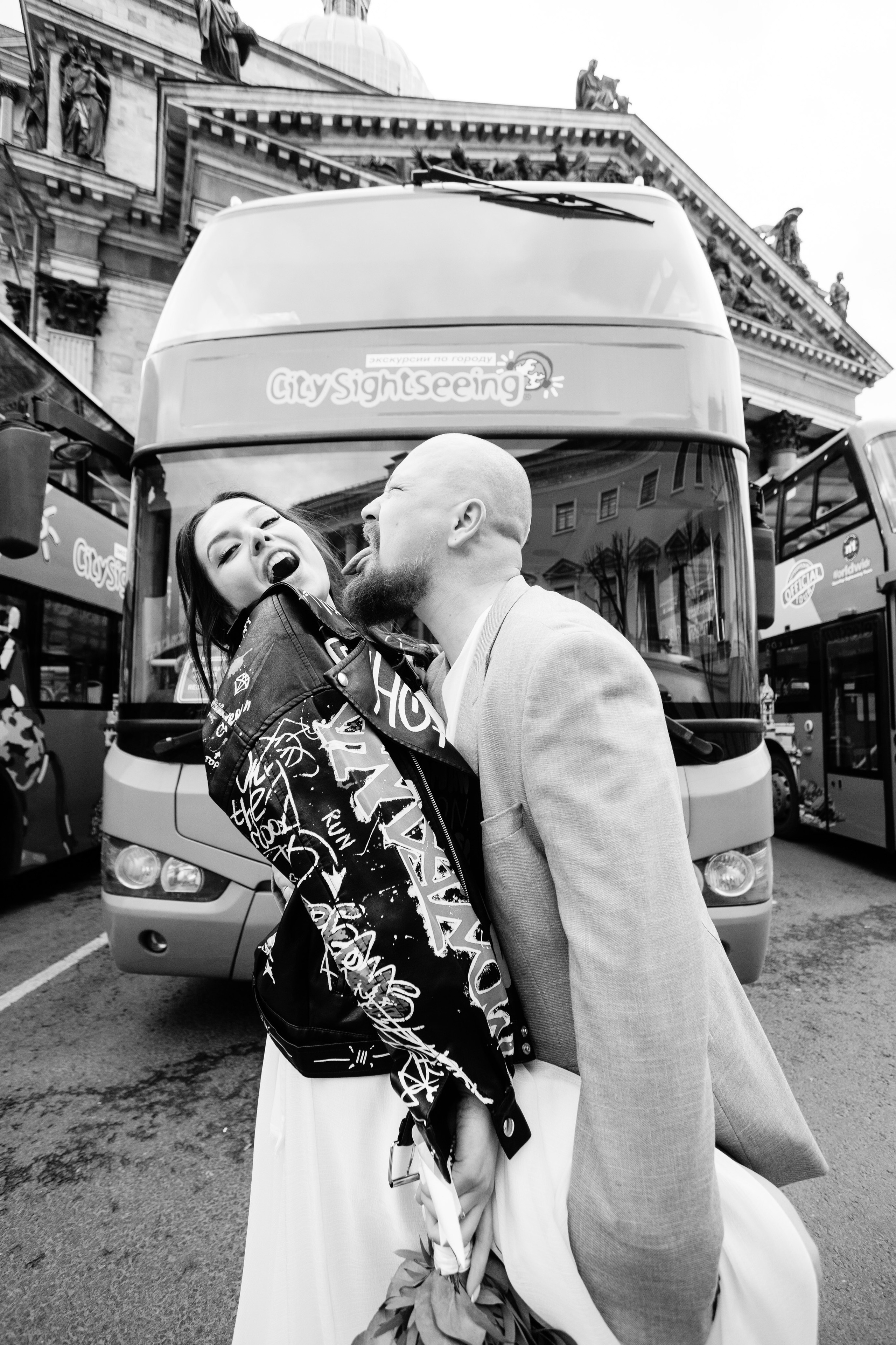 Два образа на этих снимках. Свадебный фотограф СПБ