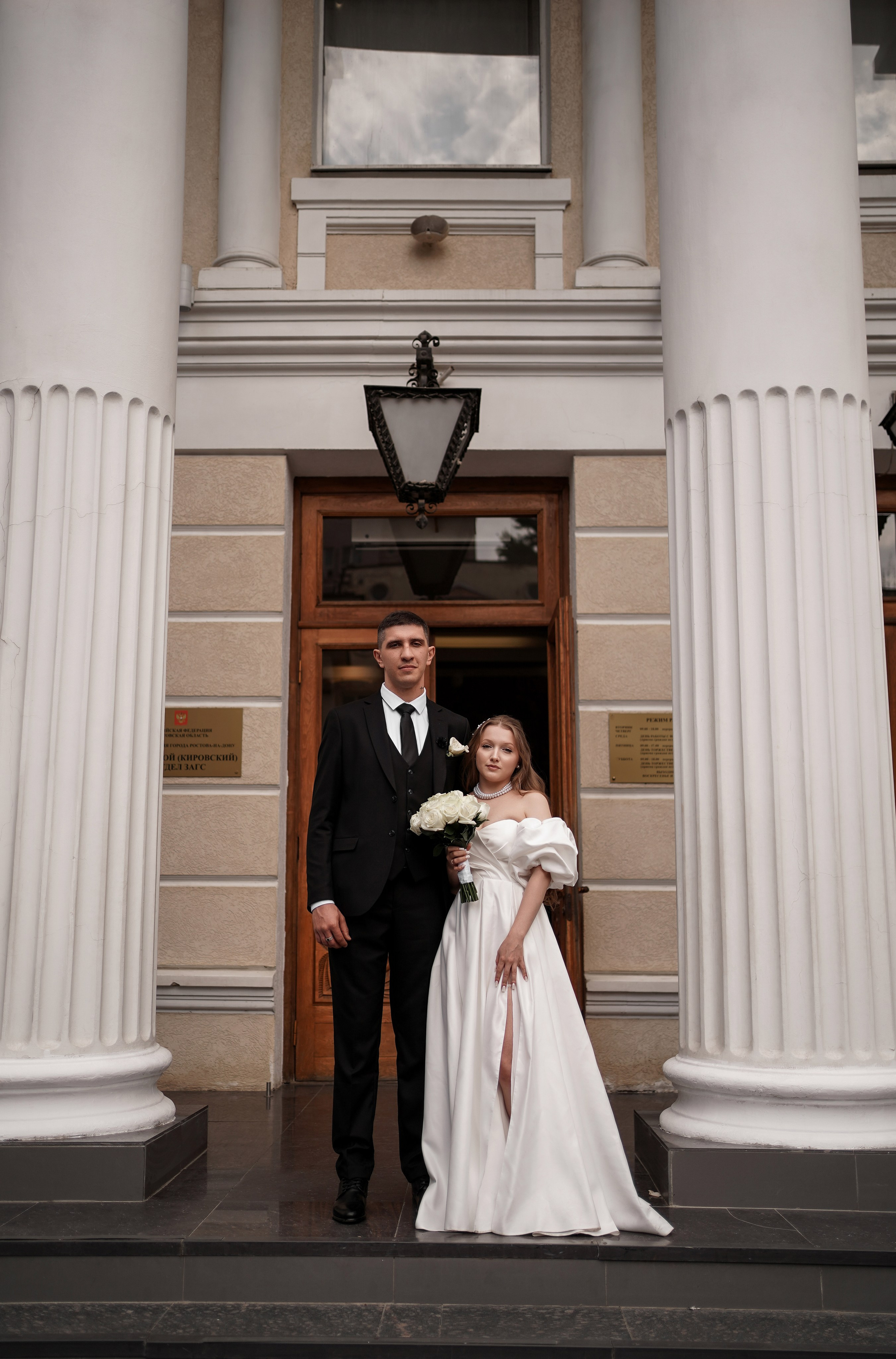 Свадебная прогулка Жанны и Рамиса в парке имени Октябрьской революции. Свадебный фотограф в Ростове-на-Дону. Таинство Крещения и Венчания, семейные фотосессии. Алёна Чёботова