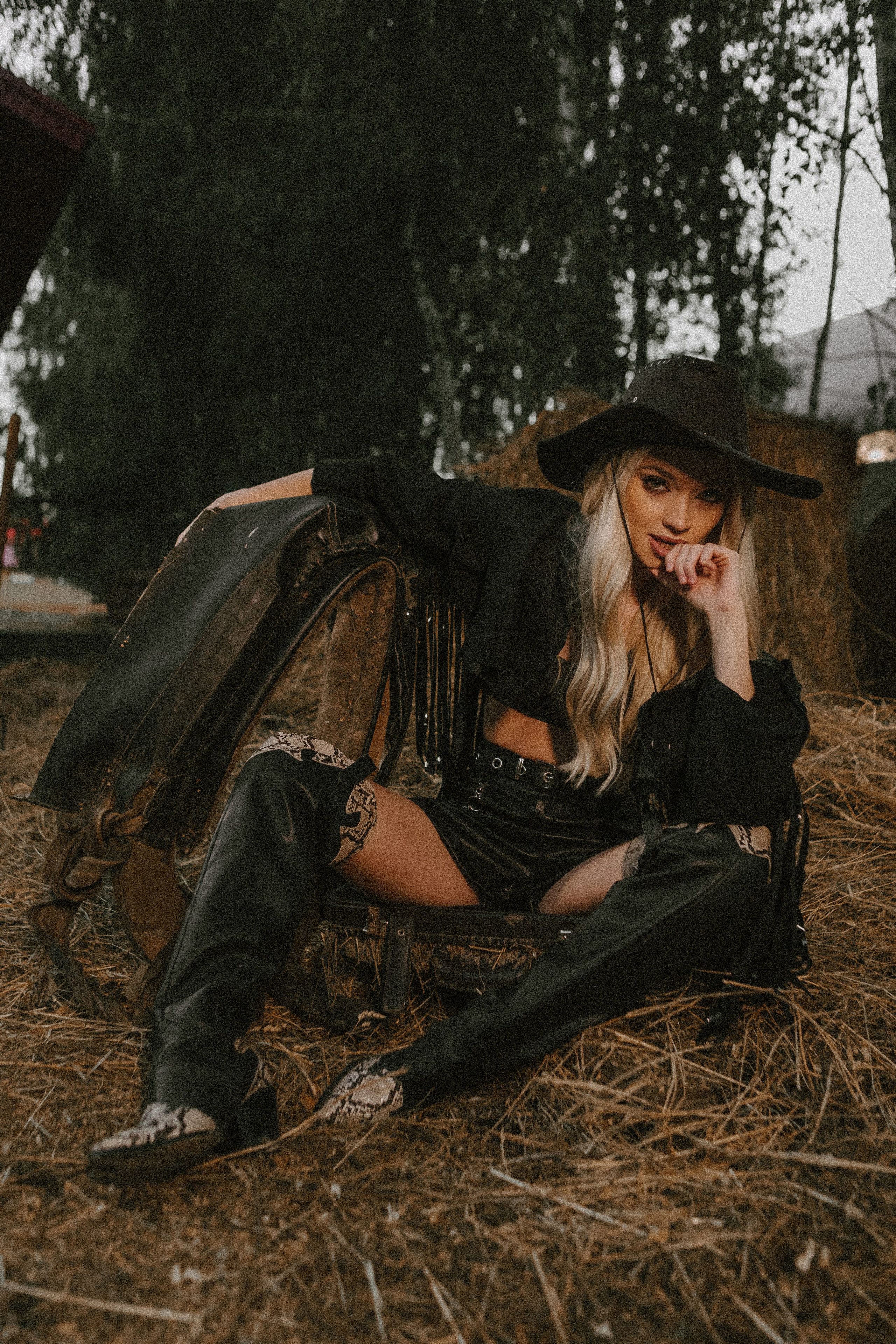 Надя «Вестерн». Павел Померанцев