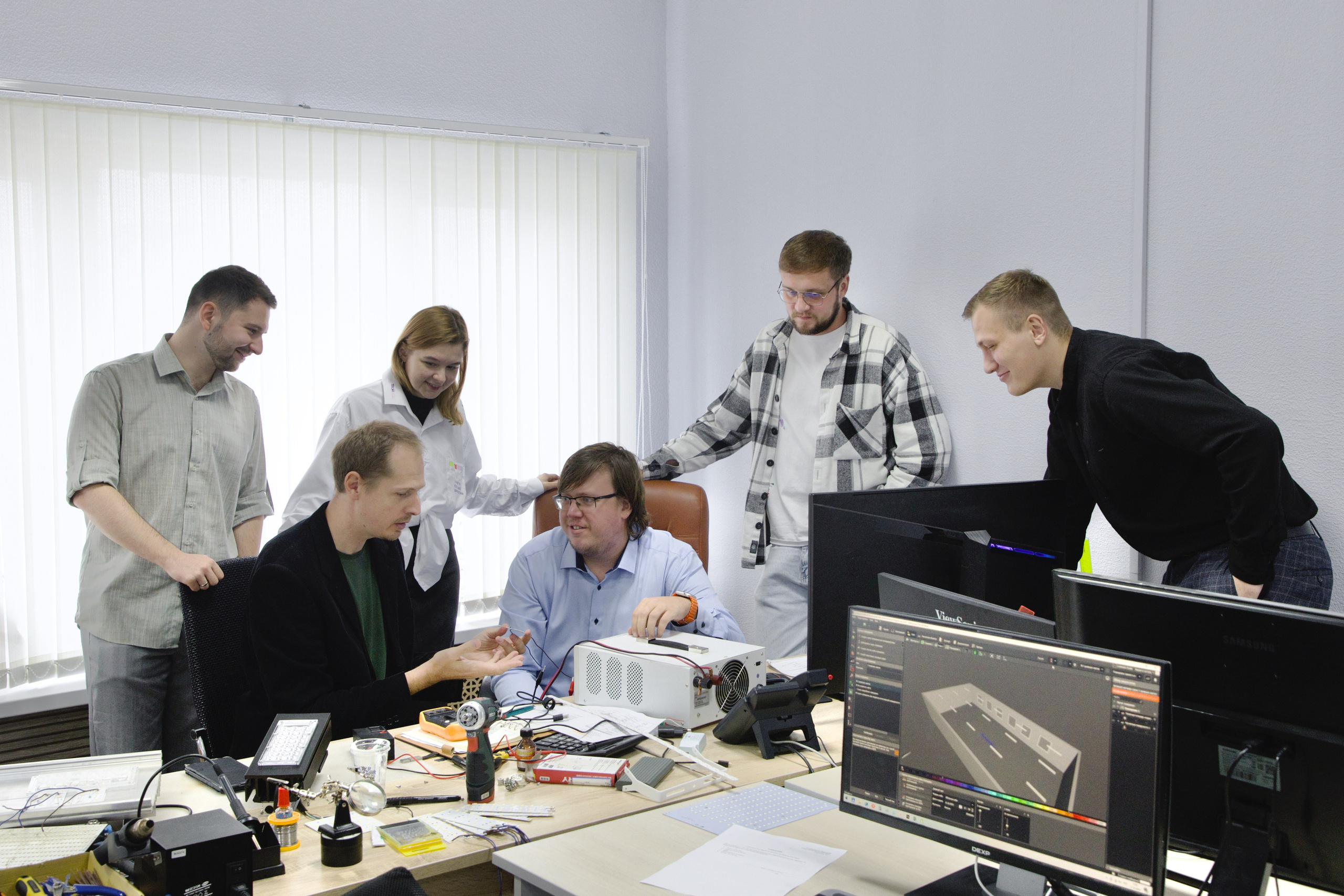 Фотосъёмка в офисе и на производстве. Школьные выпускные альбомы в Москве Марина Николаева