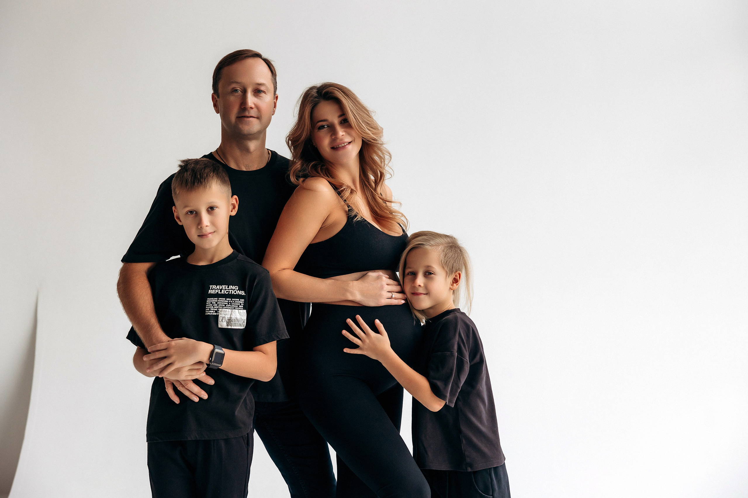 Валя и семья.В ожидании Владимира.Фотостудия Баланс. Фотограф в Калининграде свадебная фотография, репортажная, фотосессии