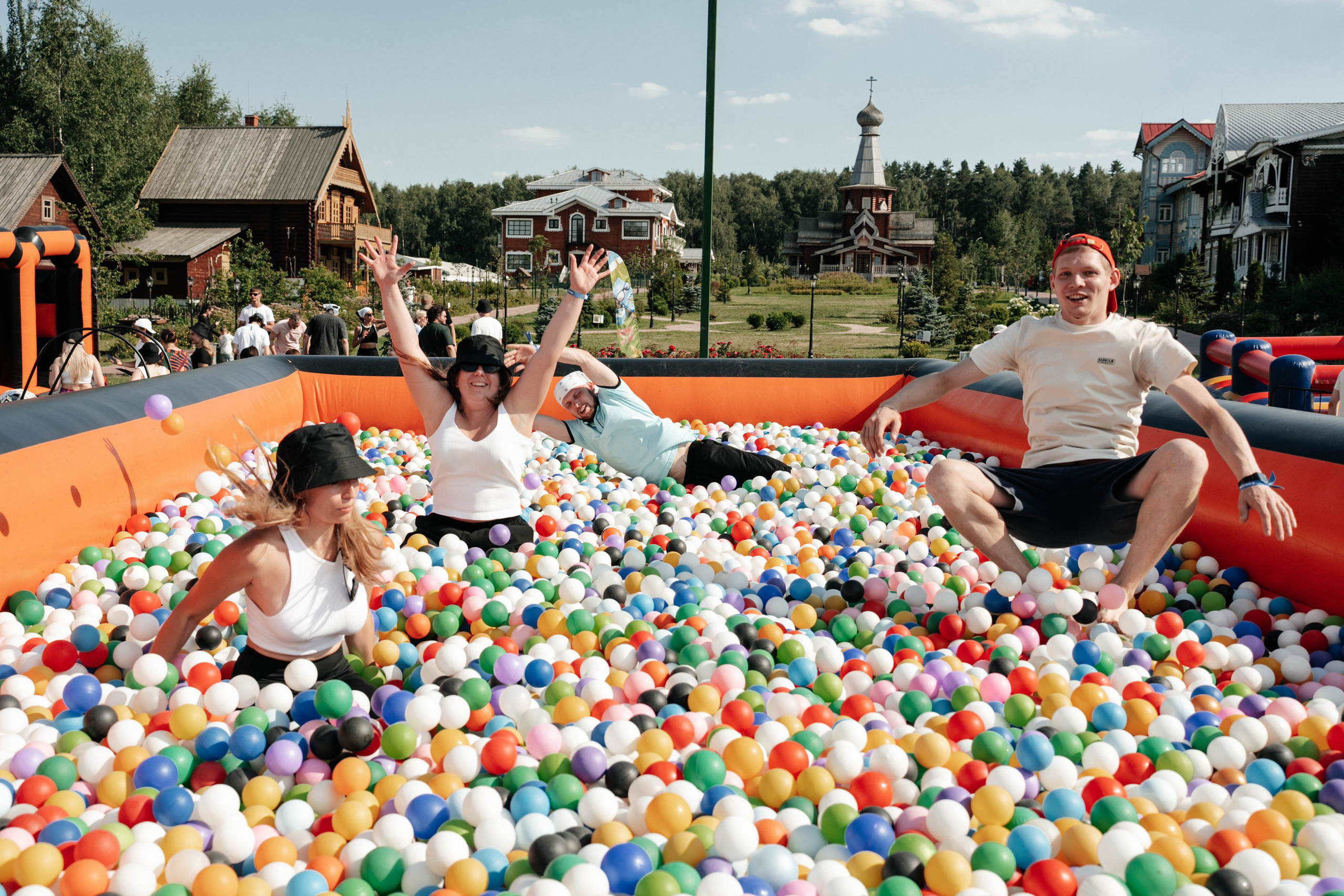 Бери заряд. Свадебный фотограф Москва Александра Аверкова