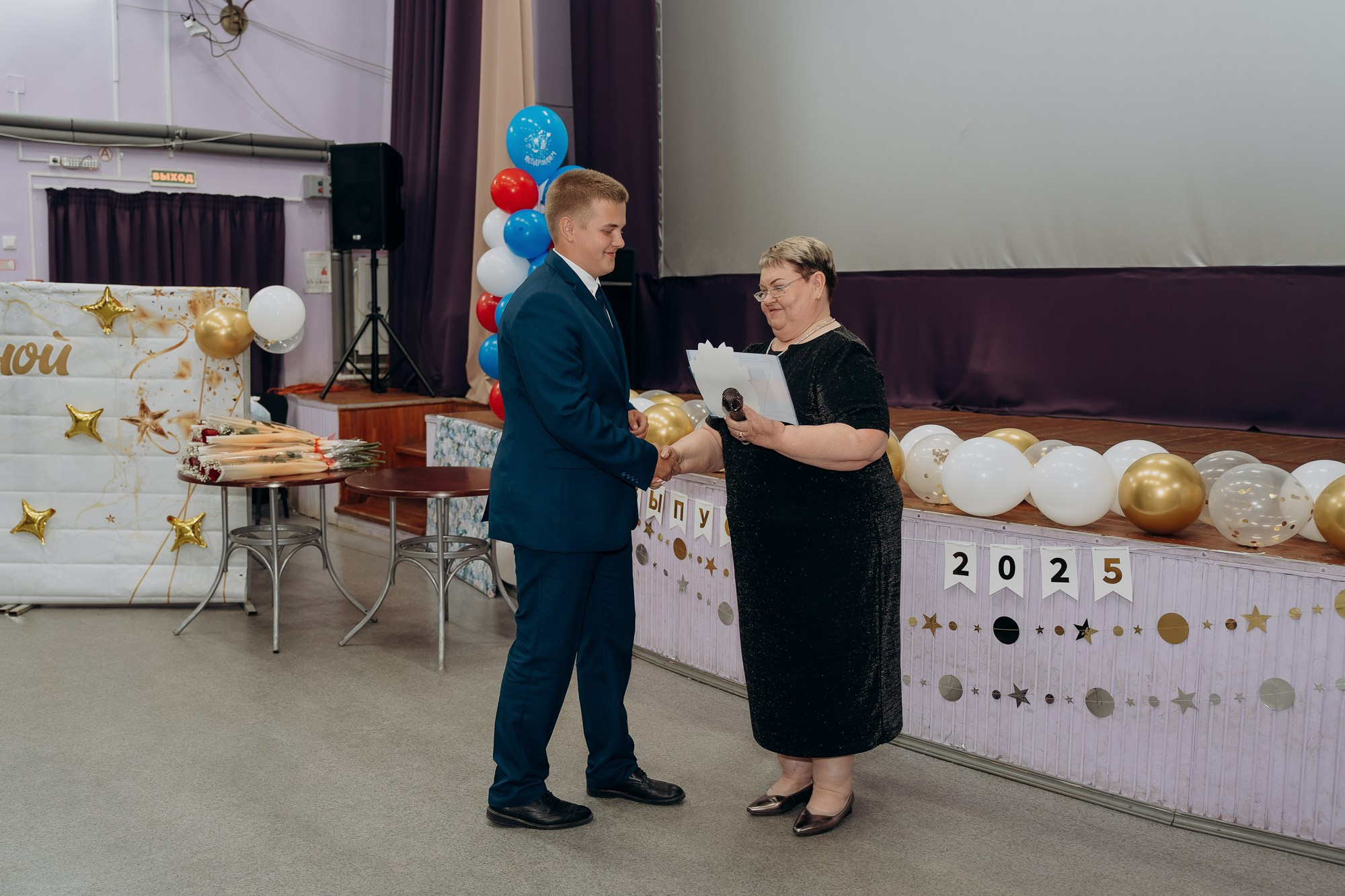 Фотосъемка школьного выпускного для 11 класса. Свадебный и репортажный фотограф в Ярославле Евгений Сальников