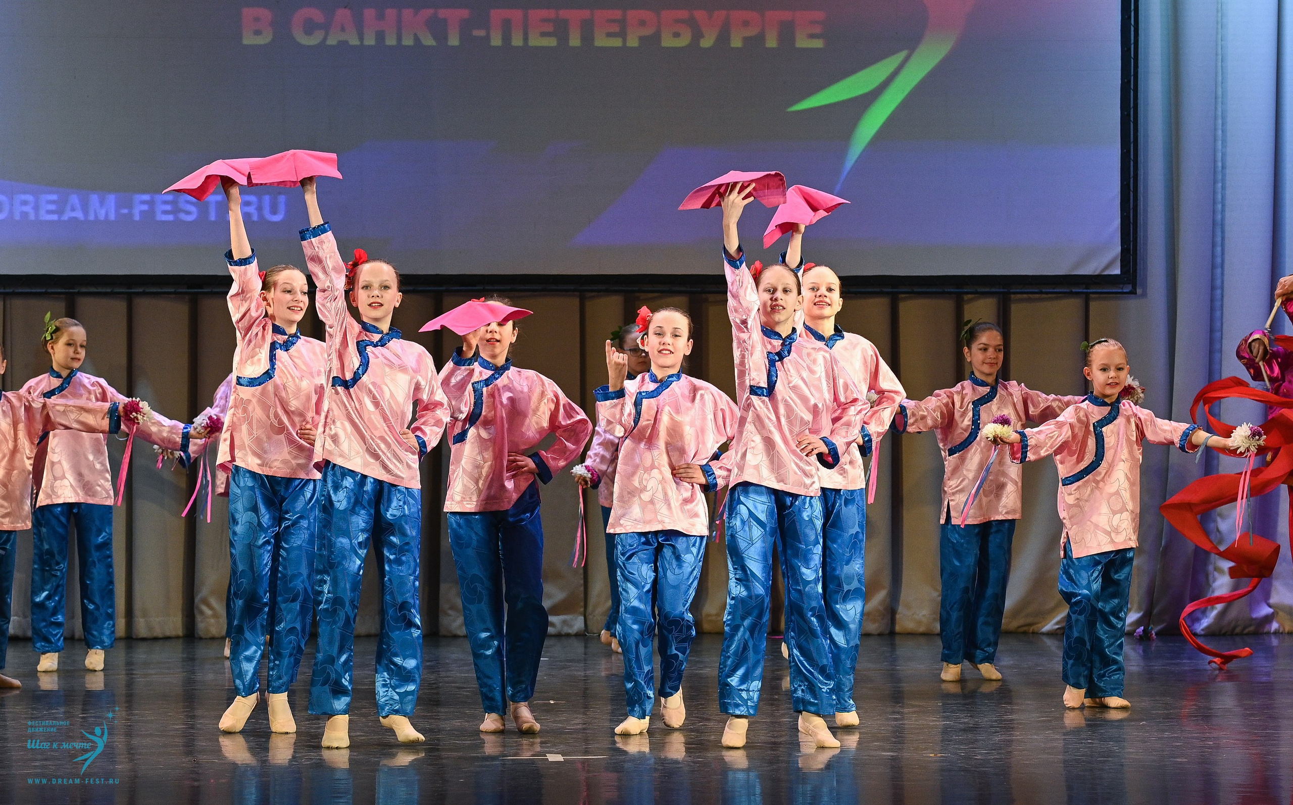 26.04.2025 Фестивальное движение «Шаг к мечте» г. Санкт-Петербург. Медиастудия Фото Концепт