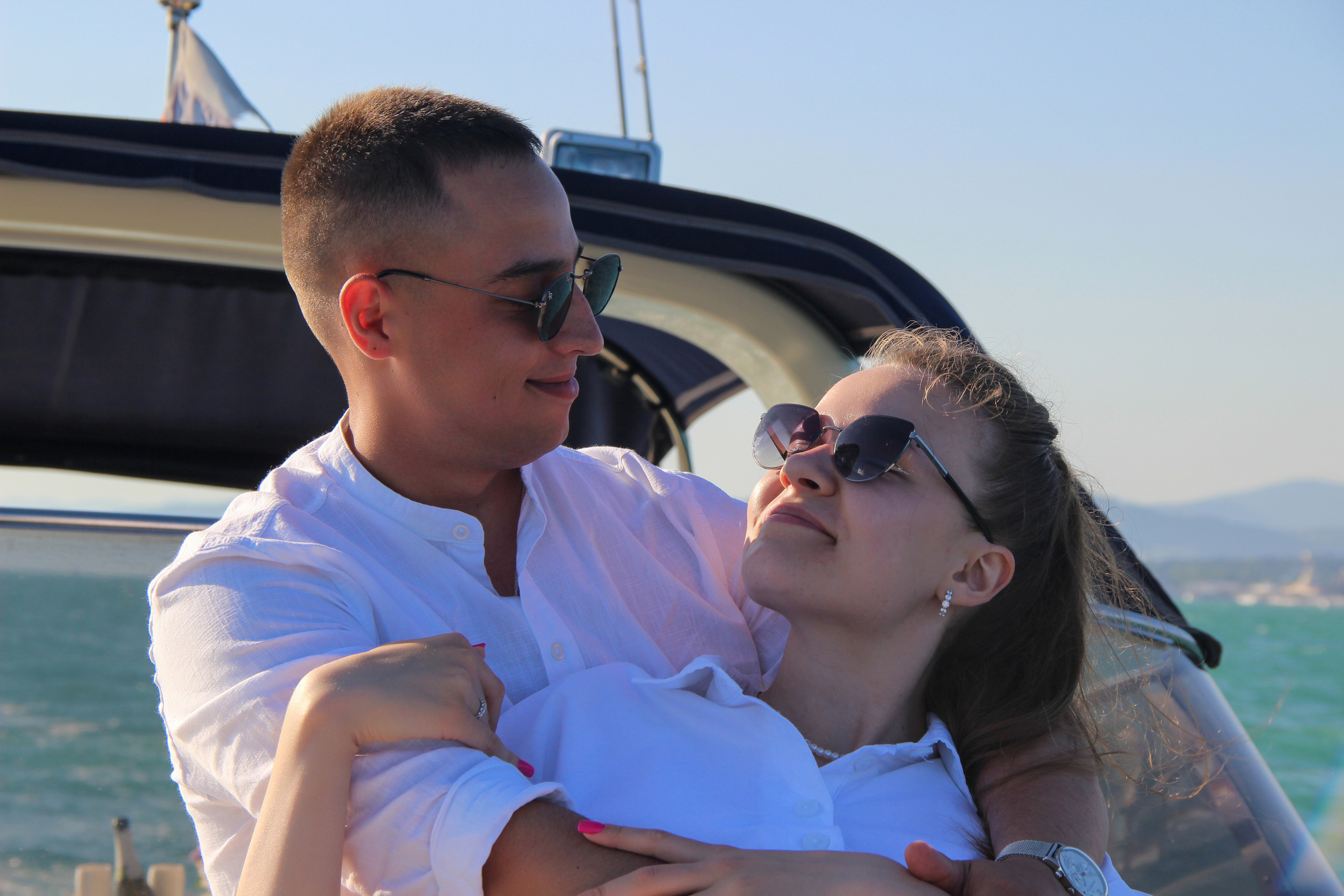 Love Story Фотосессии в сочи Адлер Красная поляна. Фотограф в Сочи Фотосессии на яхтах Дмитрий Пальма